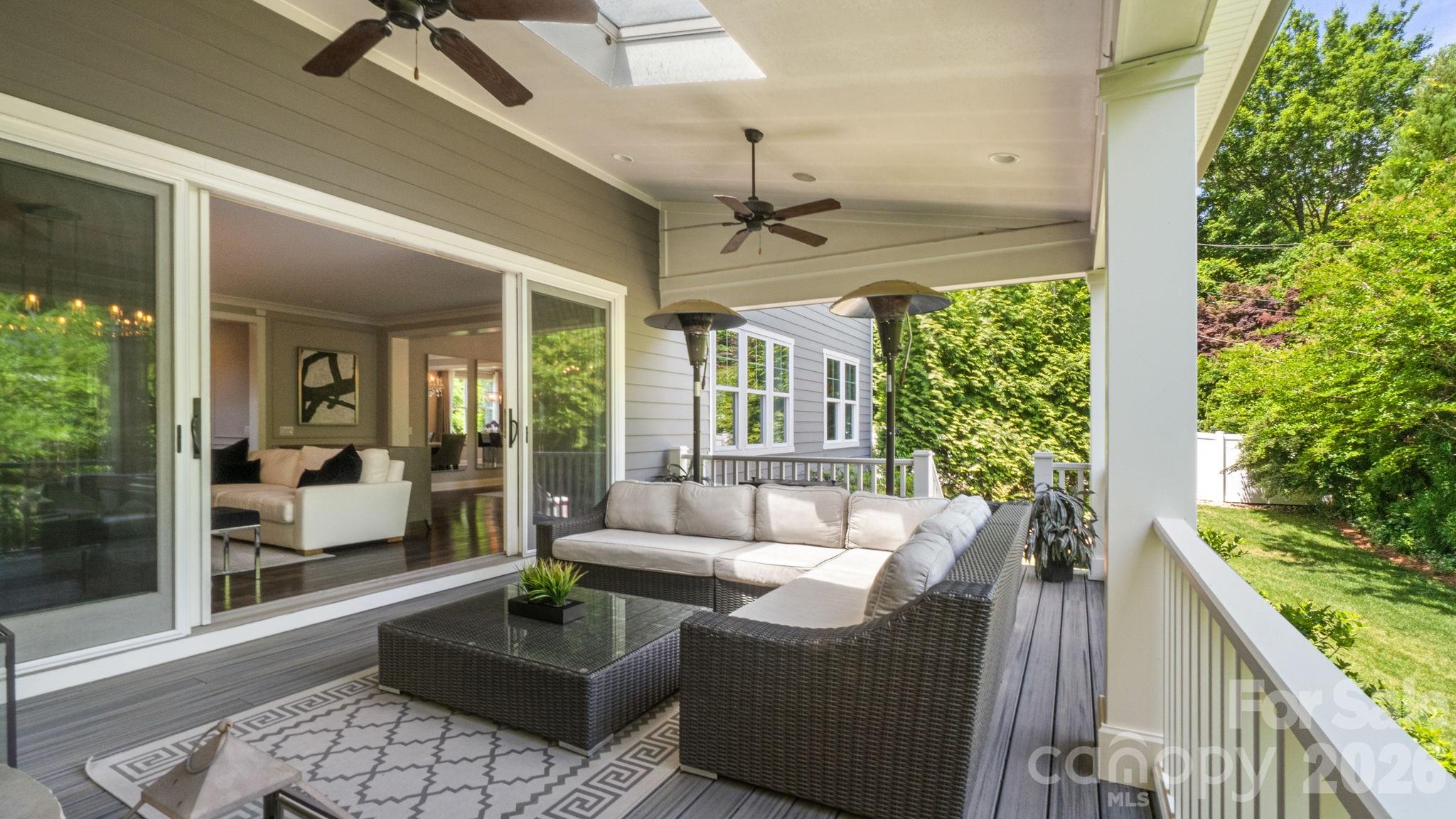 1924 Plaza End Trace