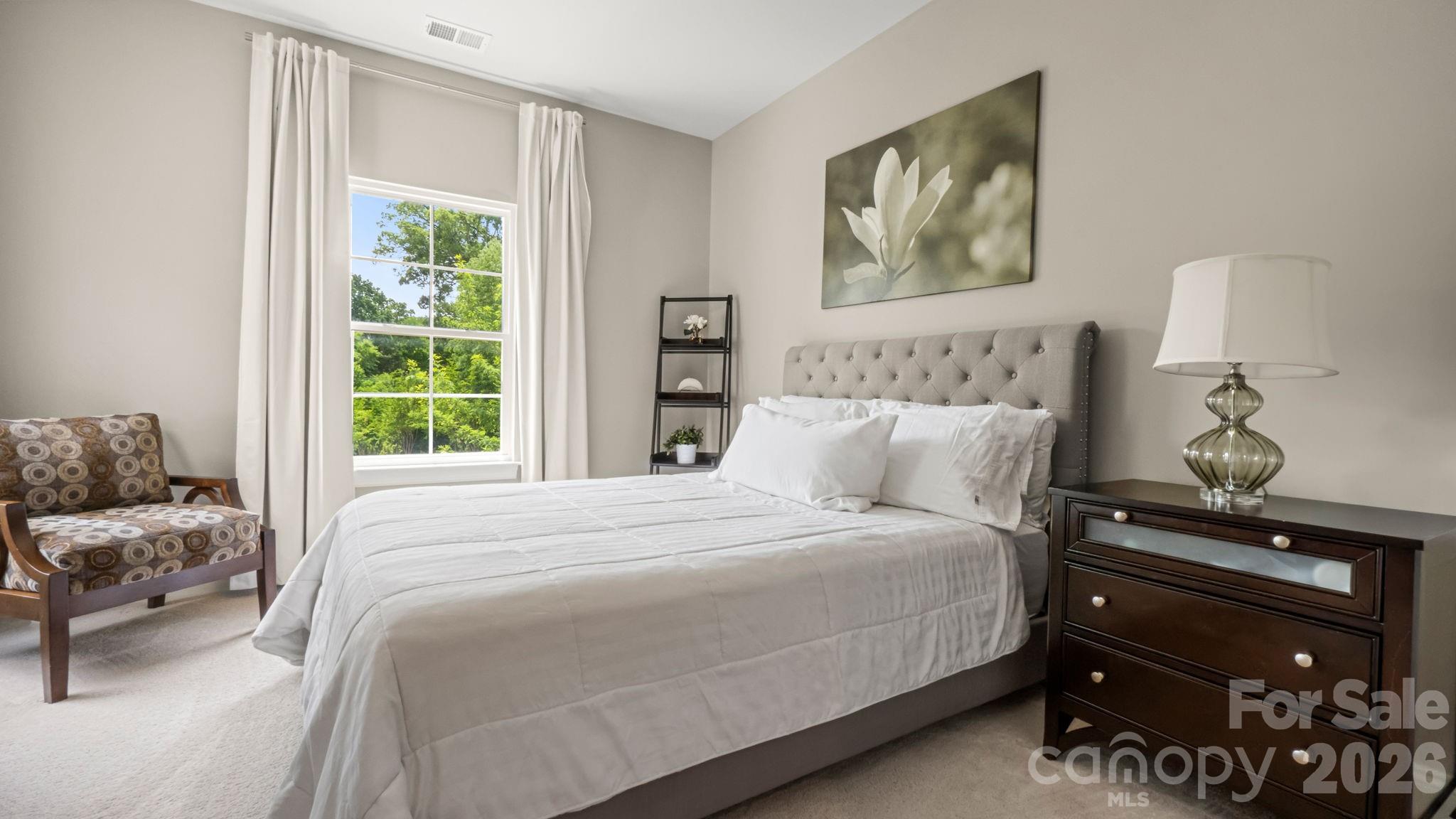 1924 Plaza End Trace