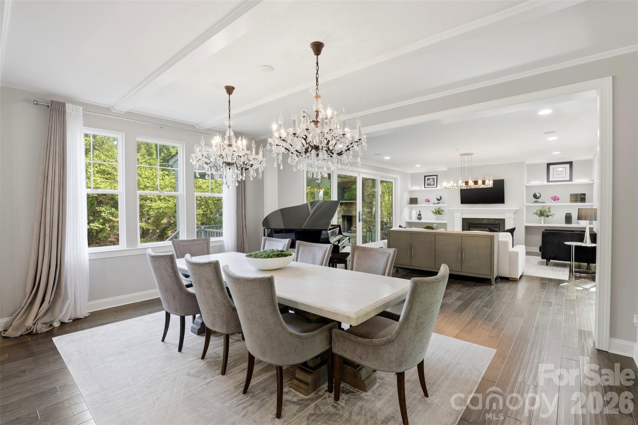 1924 Plaza End Trace