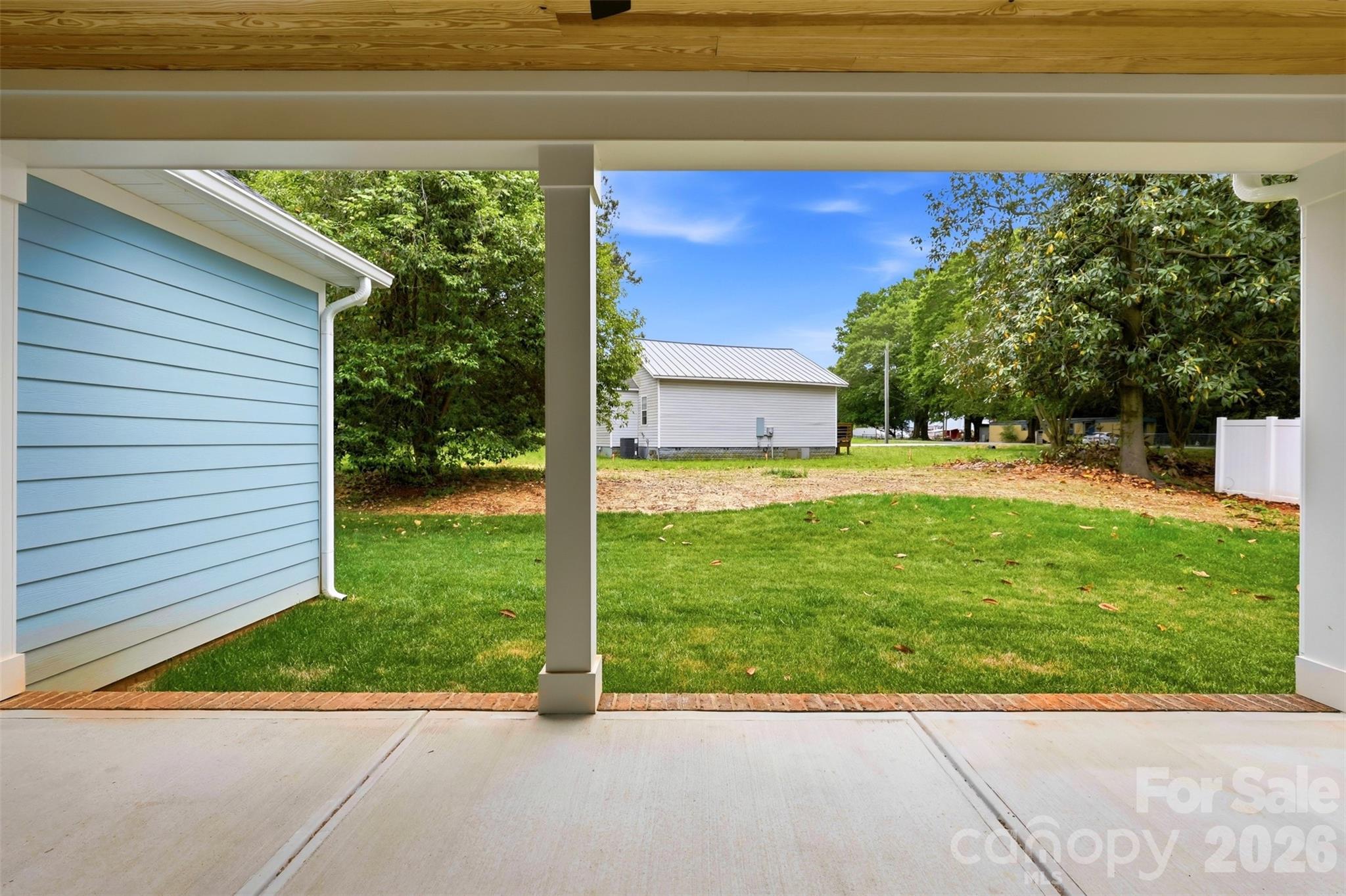 1860 Twin Lakes Road