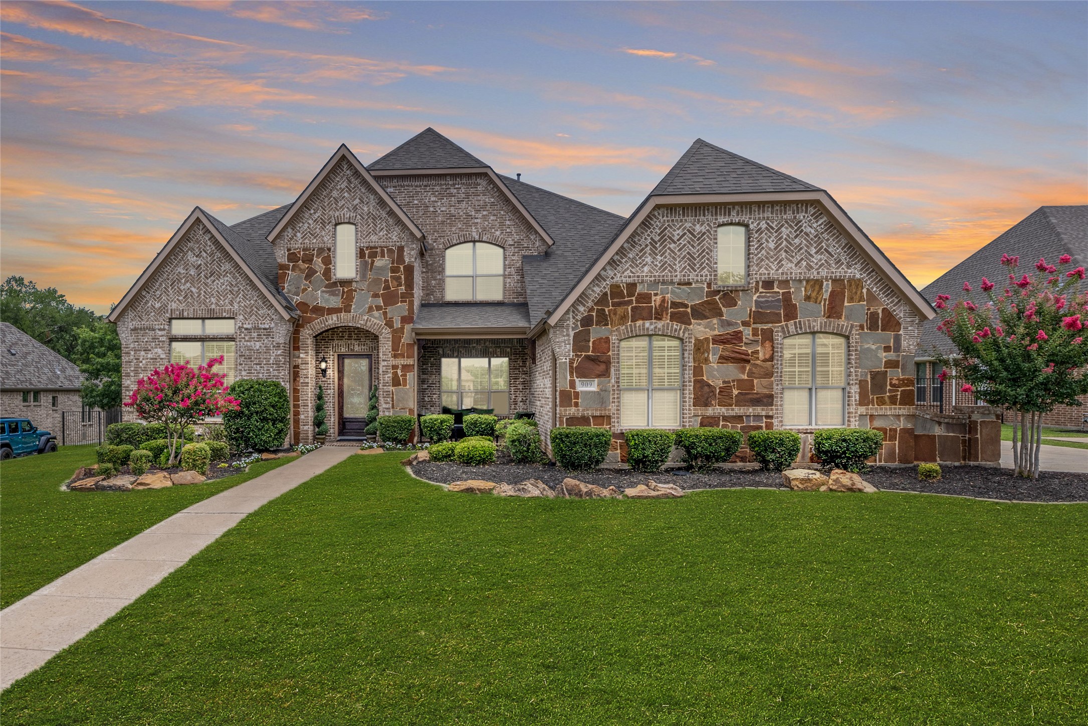 909 Bellstone Drive