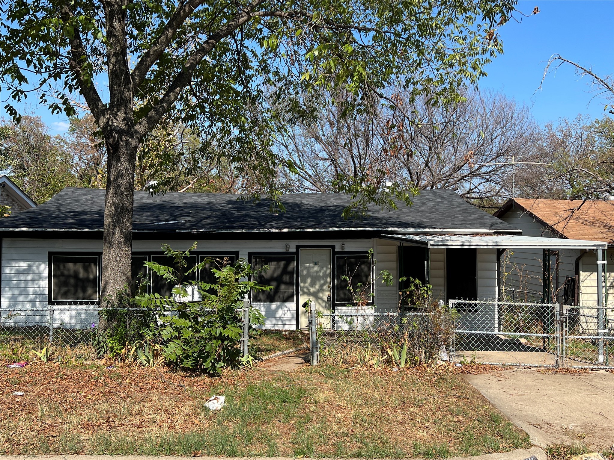2718 NW 21st Street