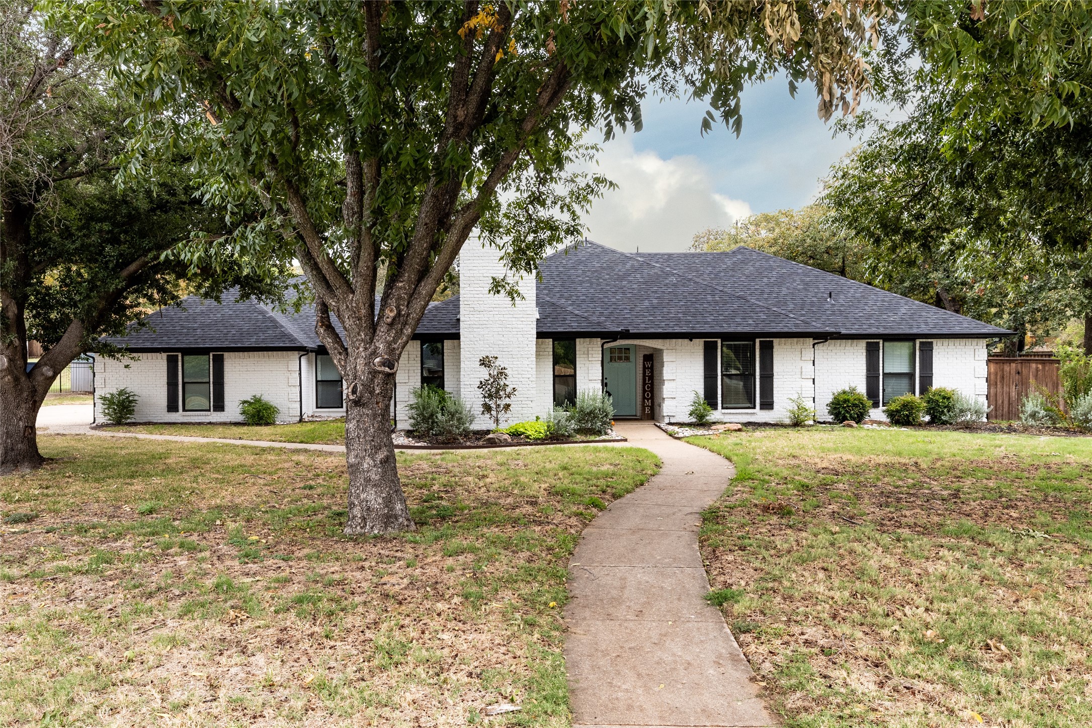 1000 Valle Vista Lane