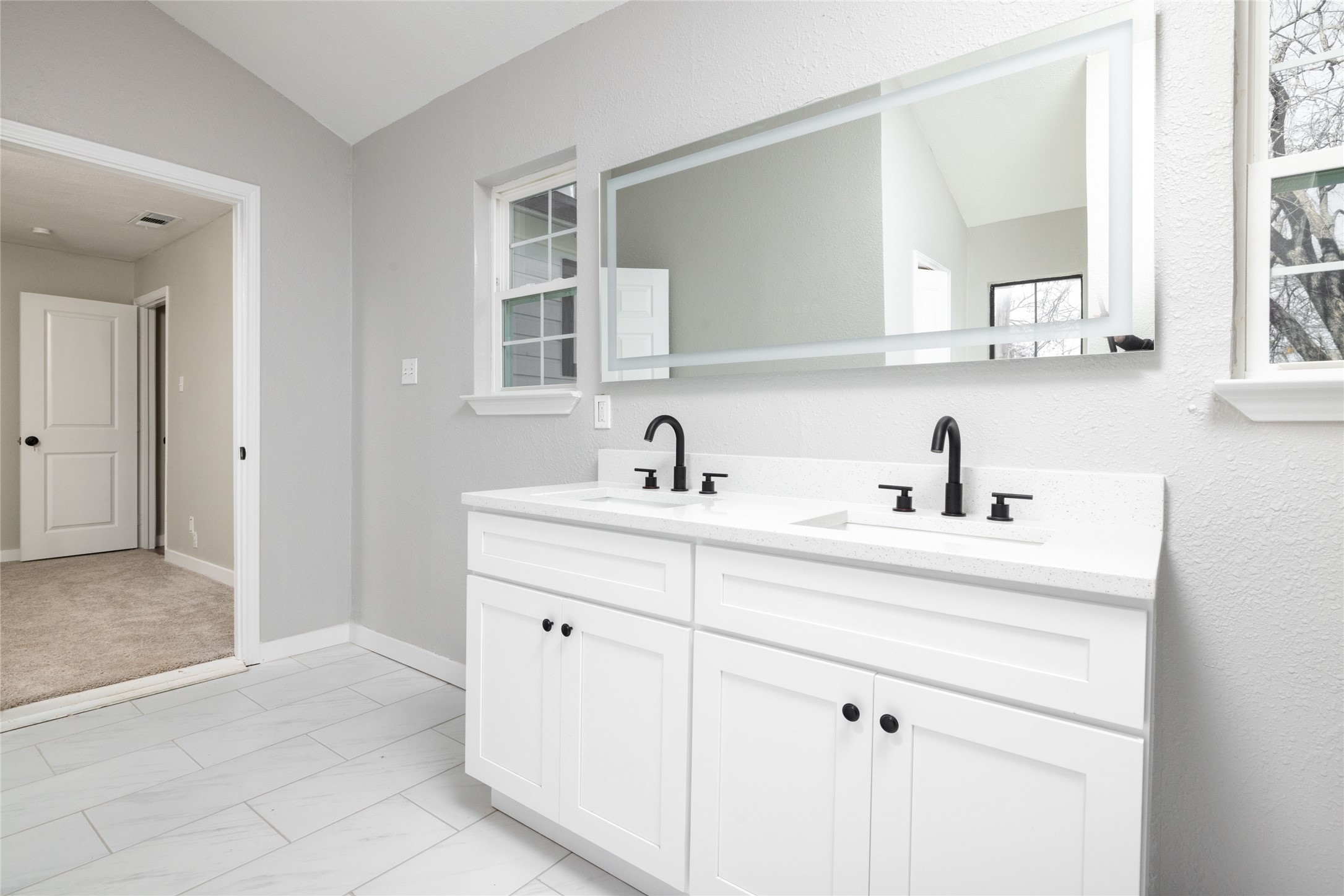 2716 La Monde Terrace