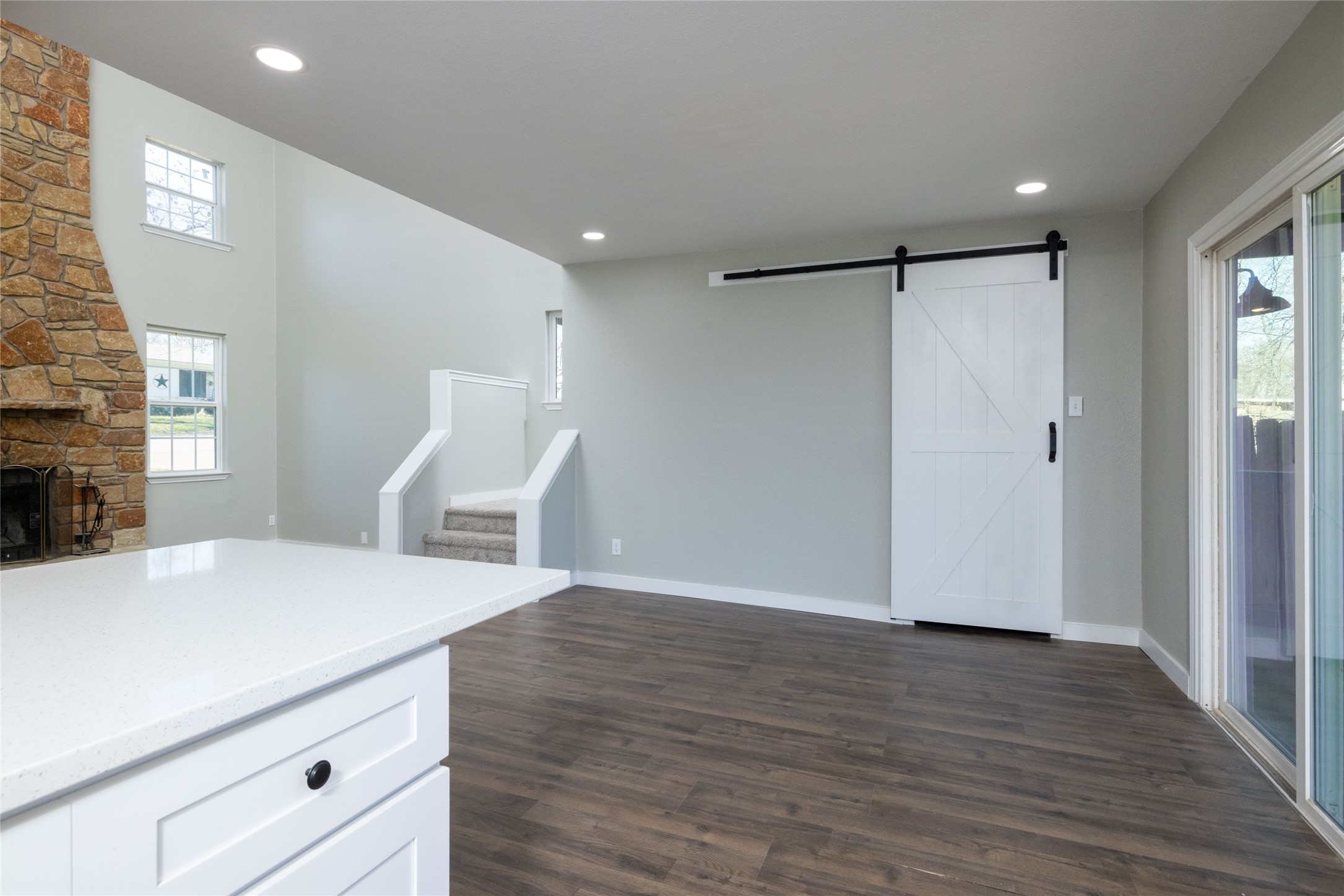 2716 La Monde Terrace