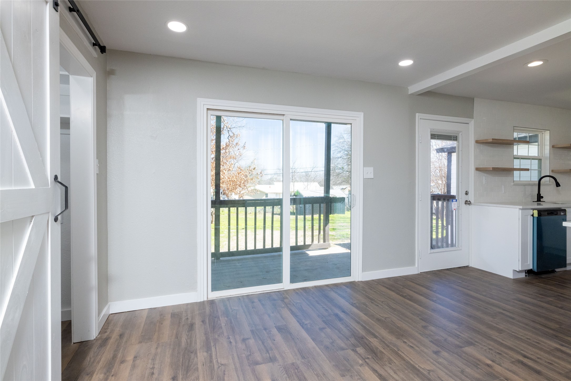 2716 La Monde Terrace