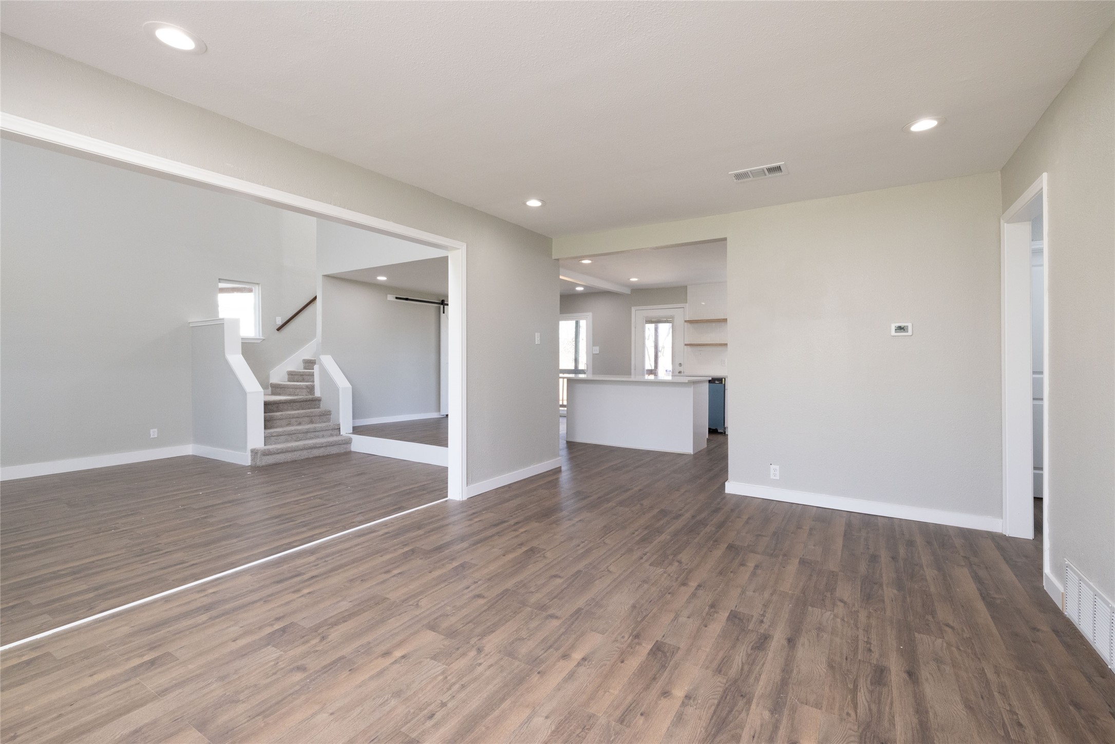 2716 La Monde Terrace