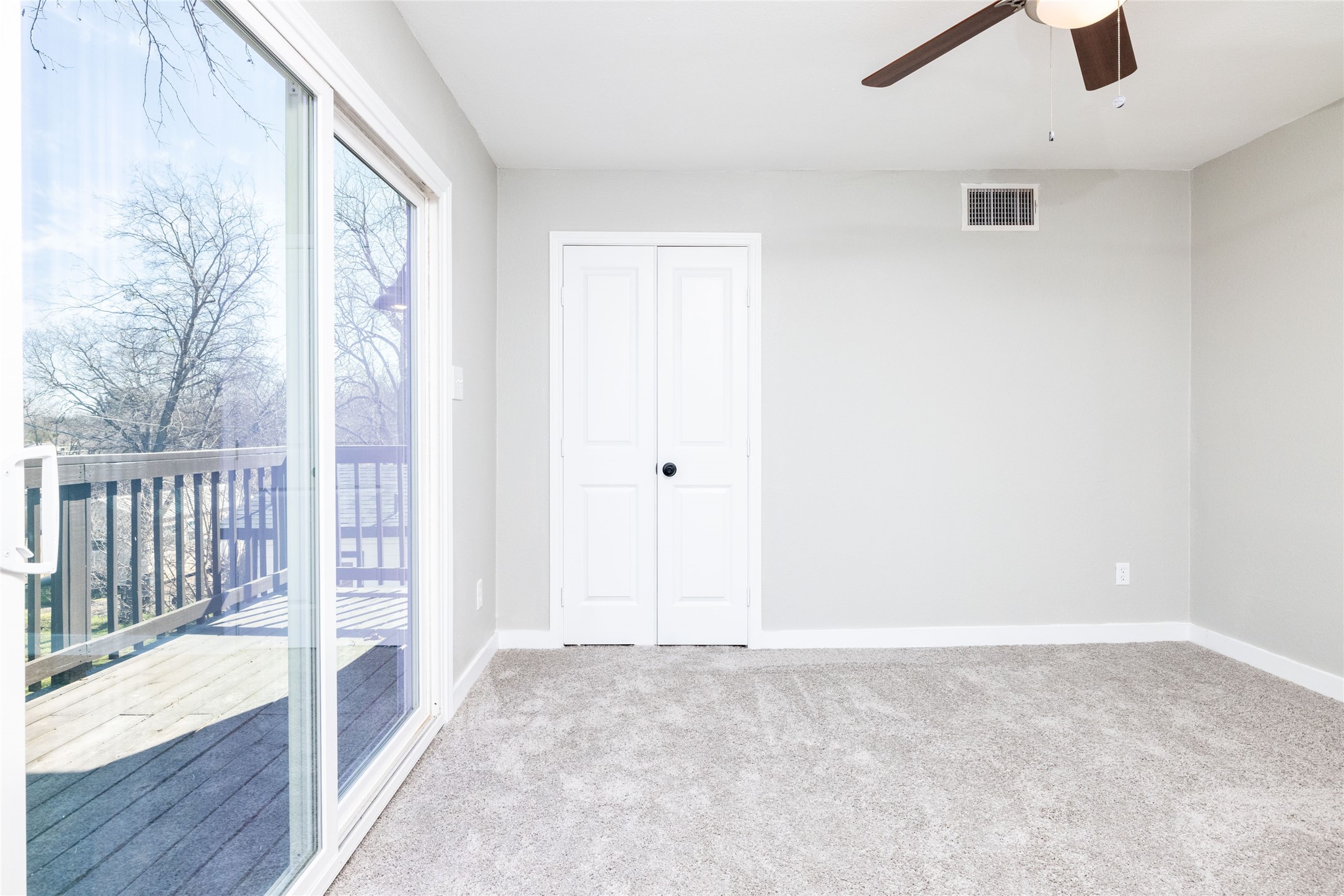 2716 La Monde Terrace