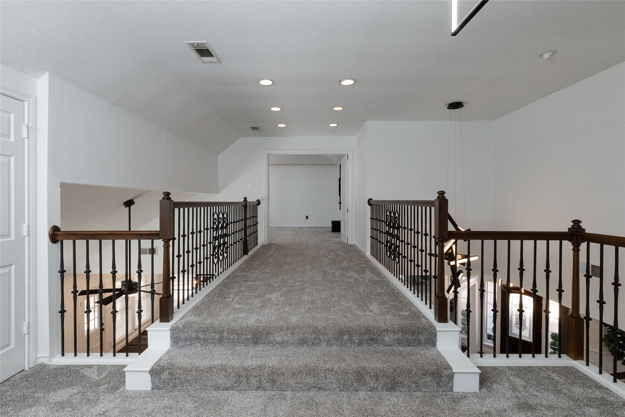 1613 Pheasant Lane
