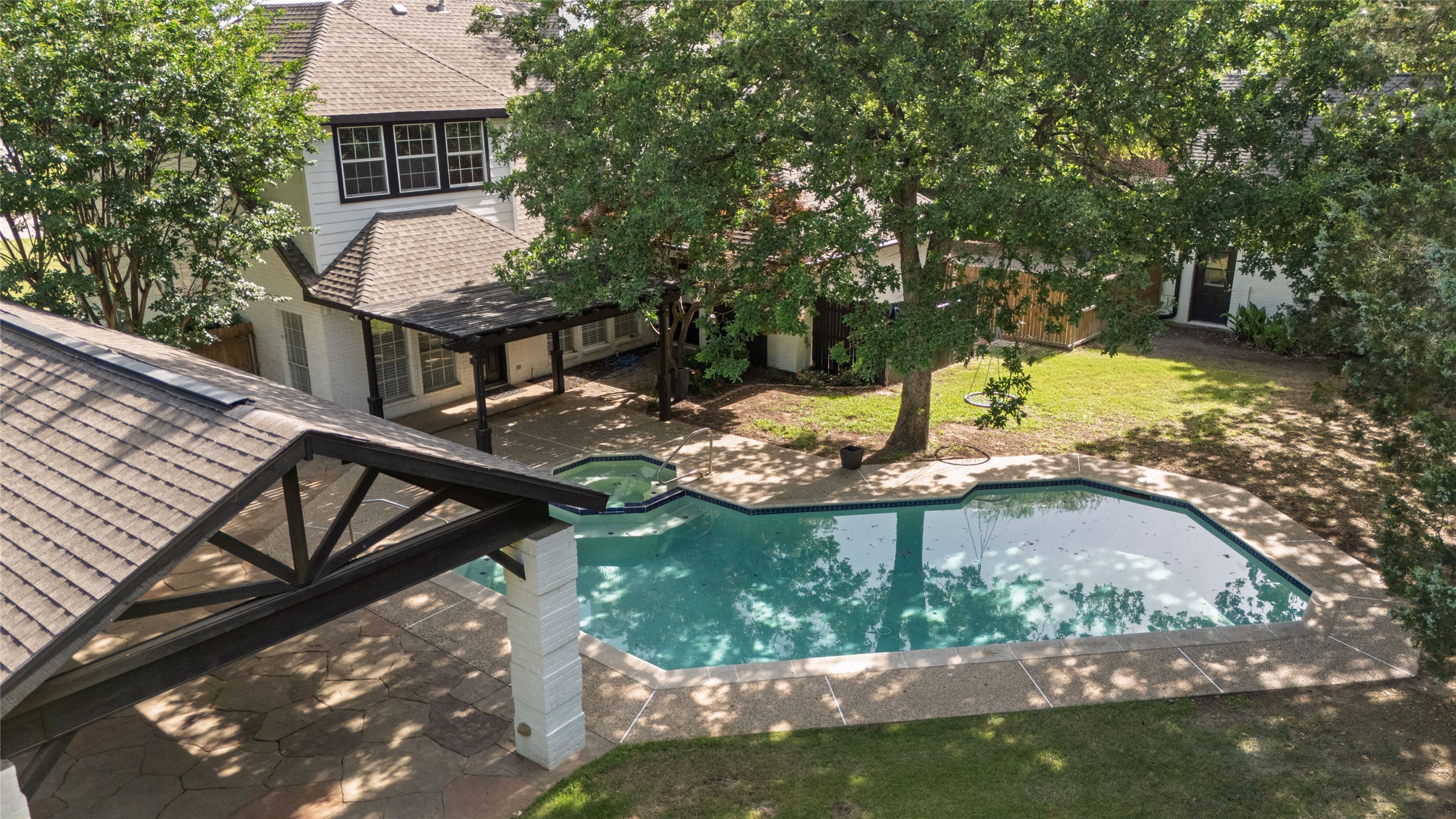 1613 Pheasant Lane