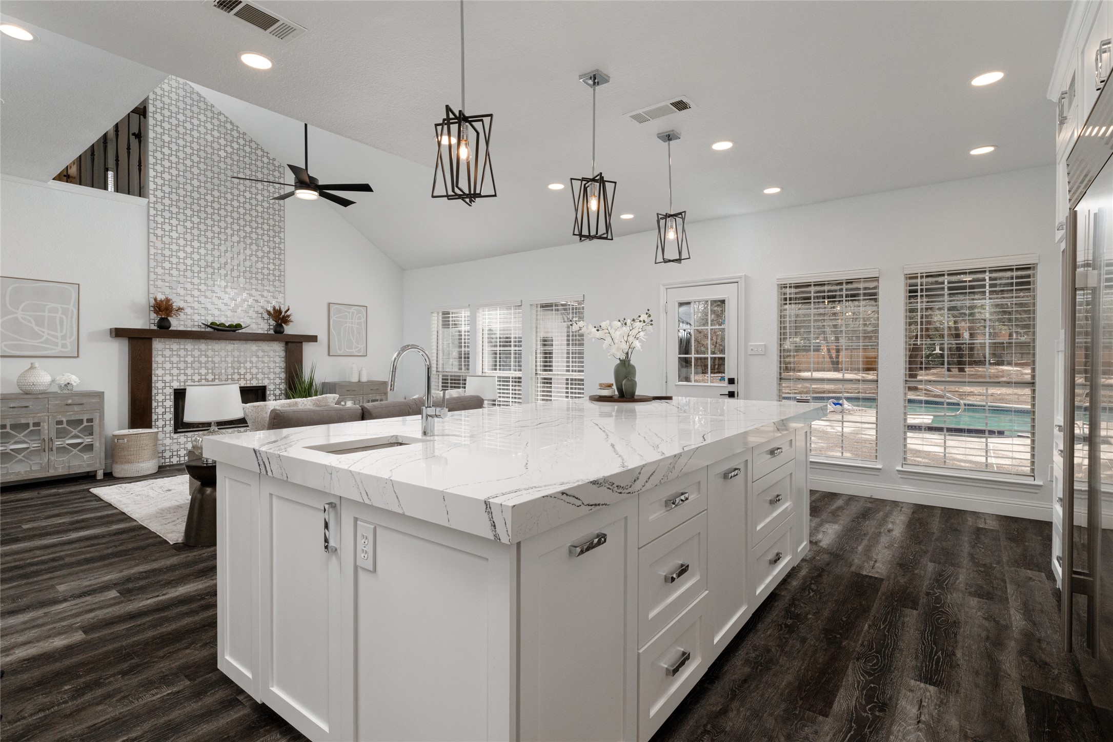 1613 Pheasant Lane