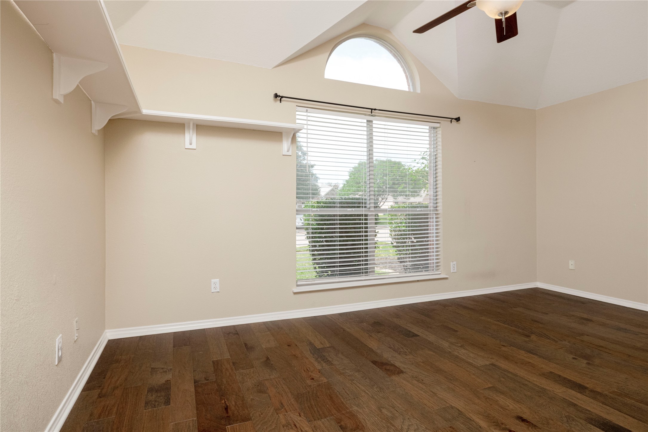 6233 Roaring Springs Drive