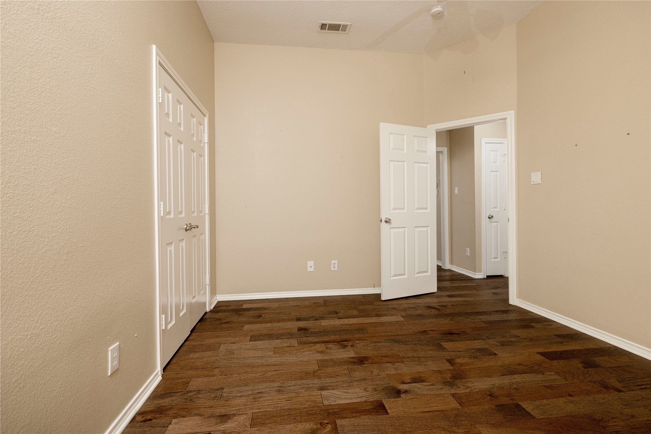 6233 Roaring Springs Drive