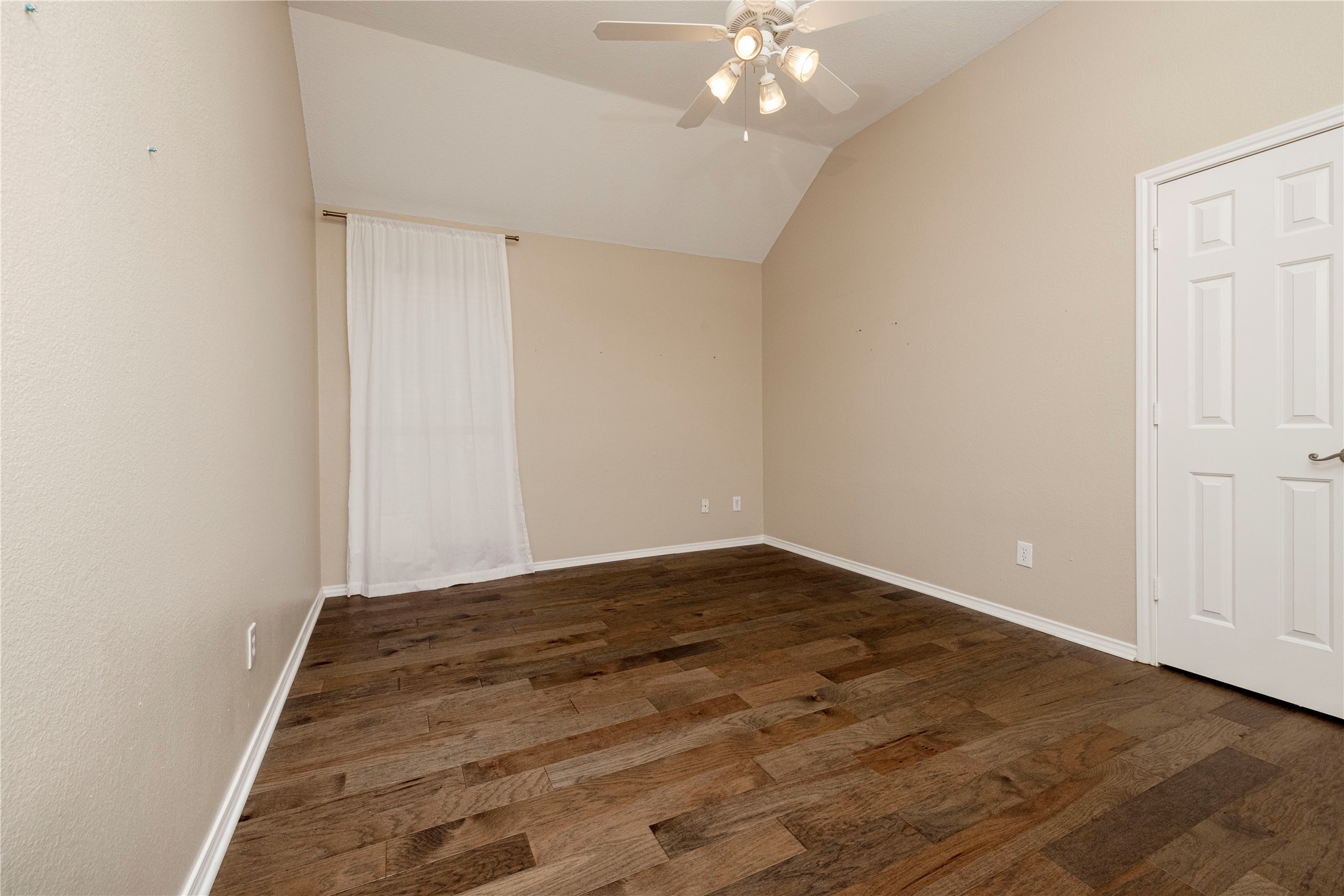 6233 Roaring Springs Drive