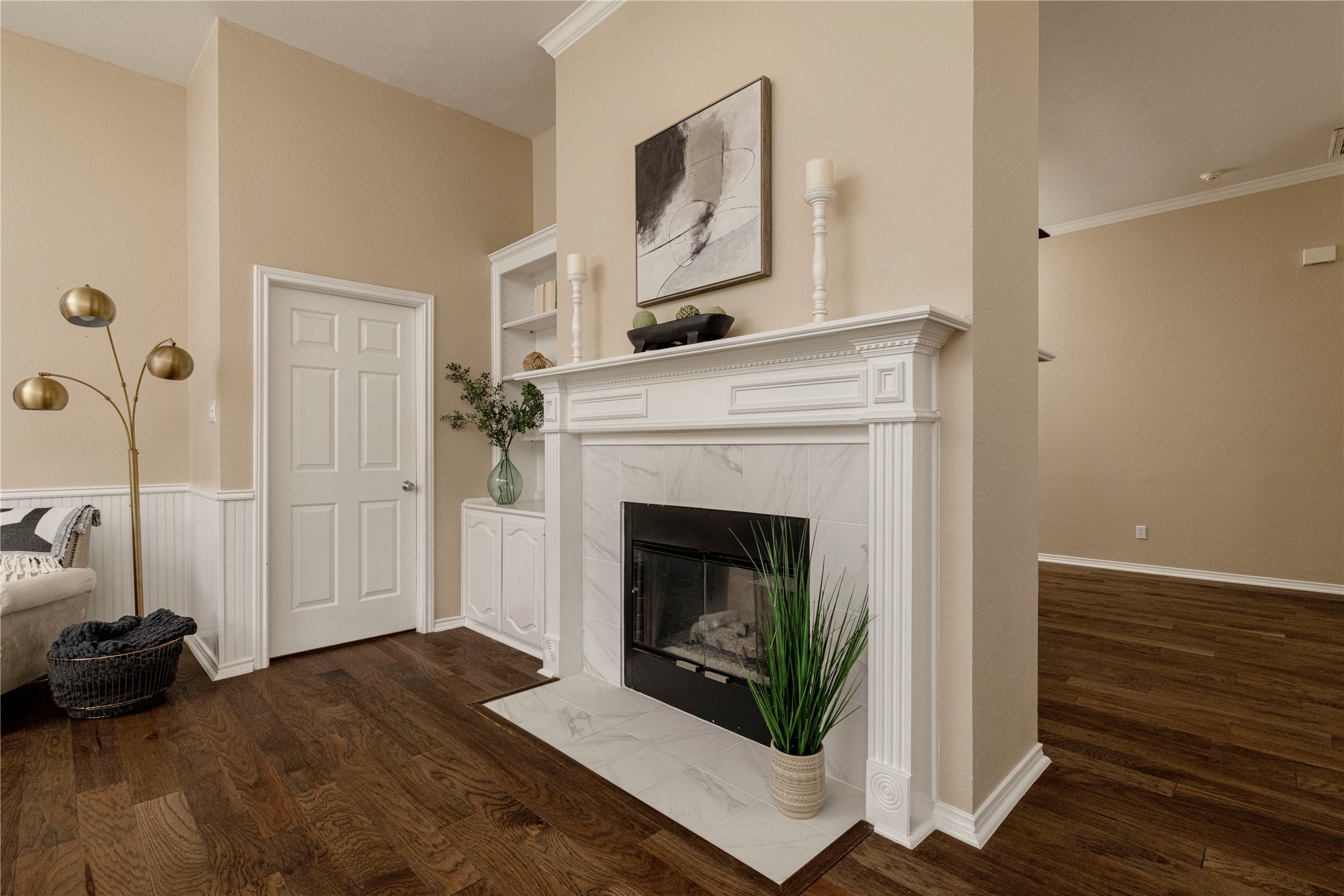6233 Roaring Springs Drive
