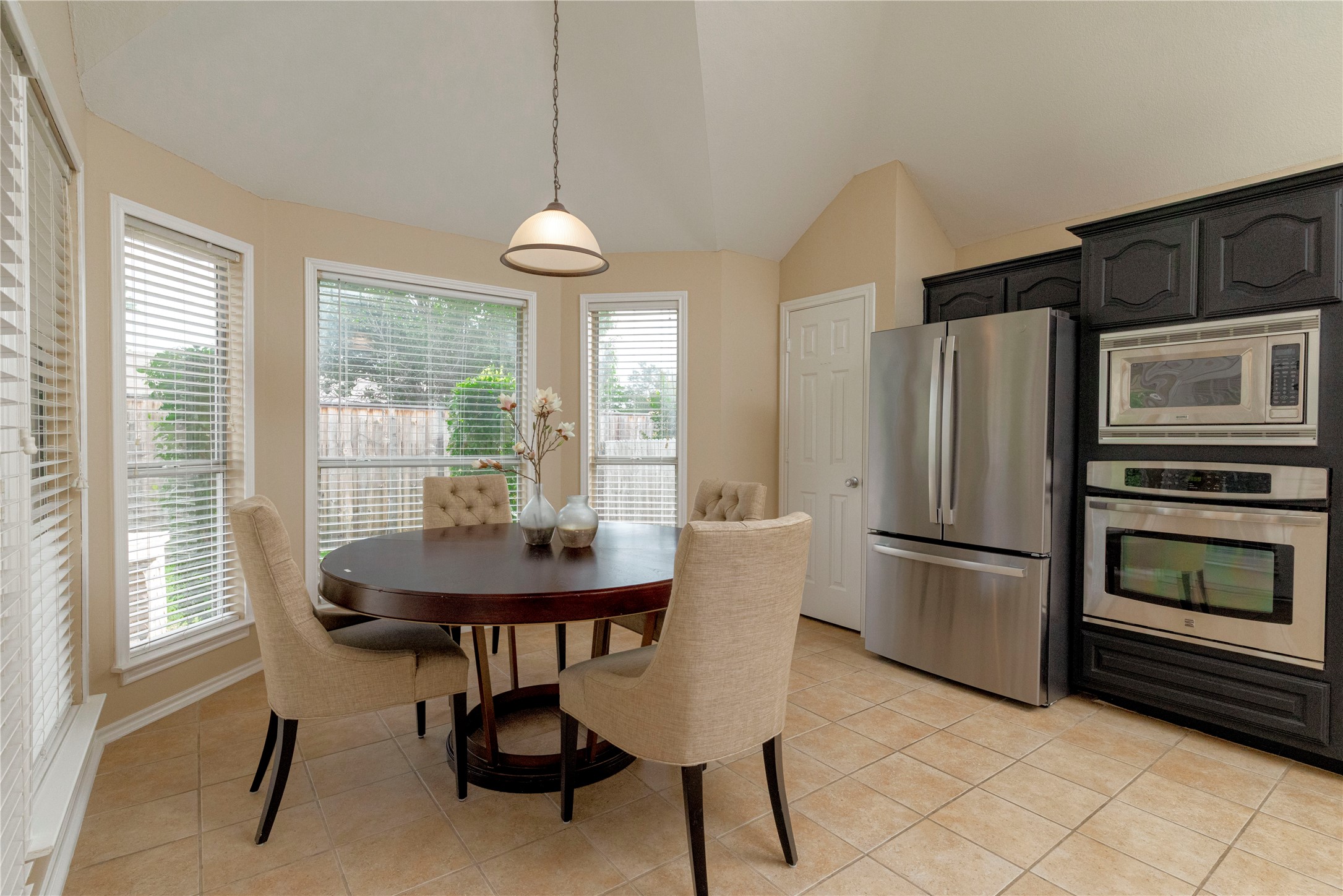 6233 Roaring Springs Drive