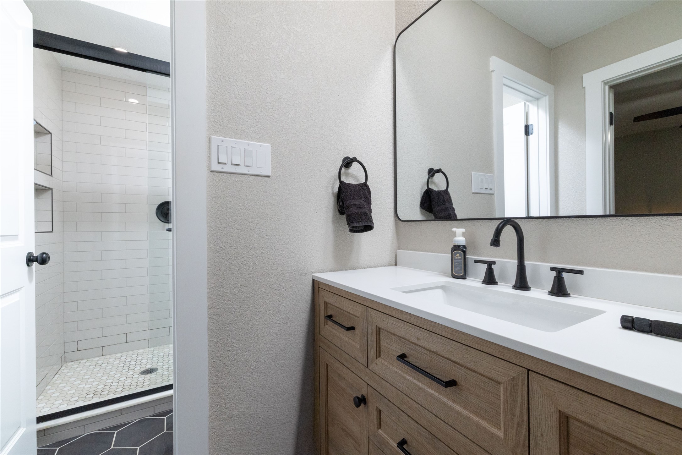 304 King Trail