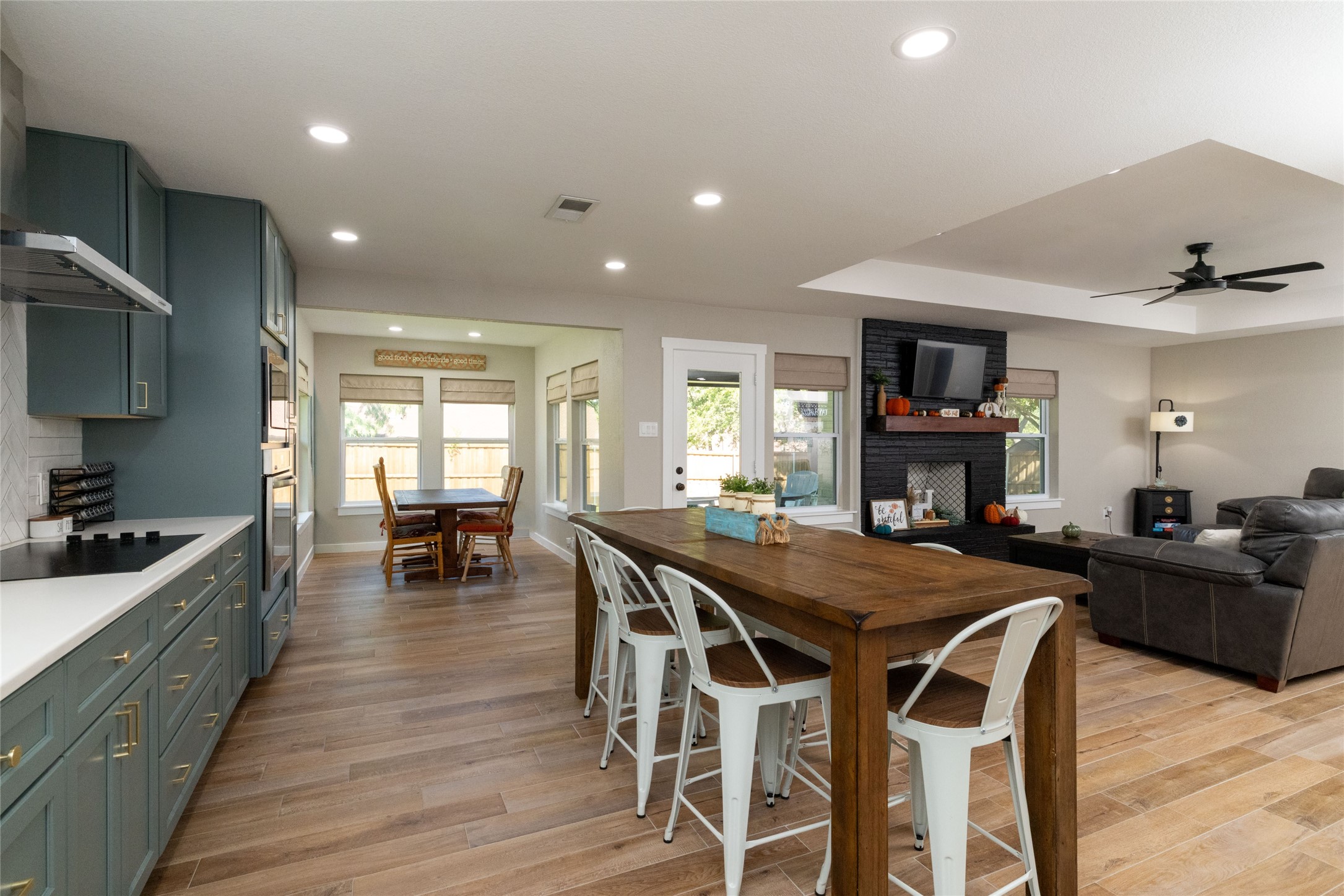 304 King Trail