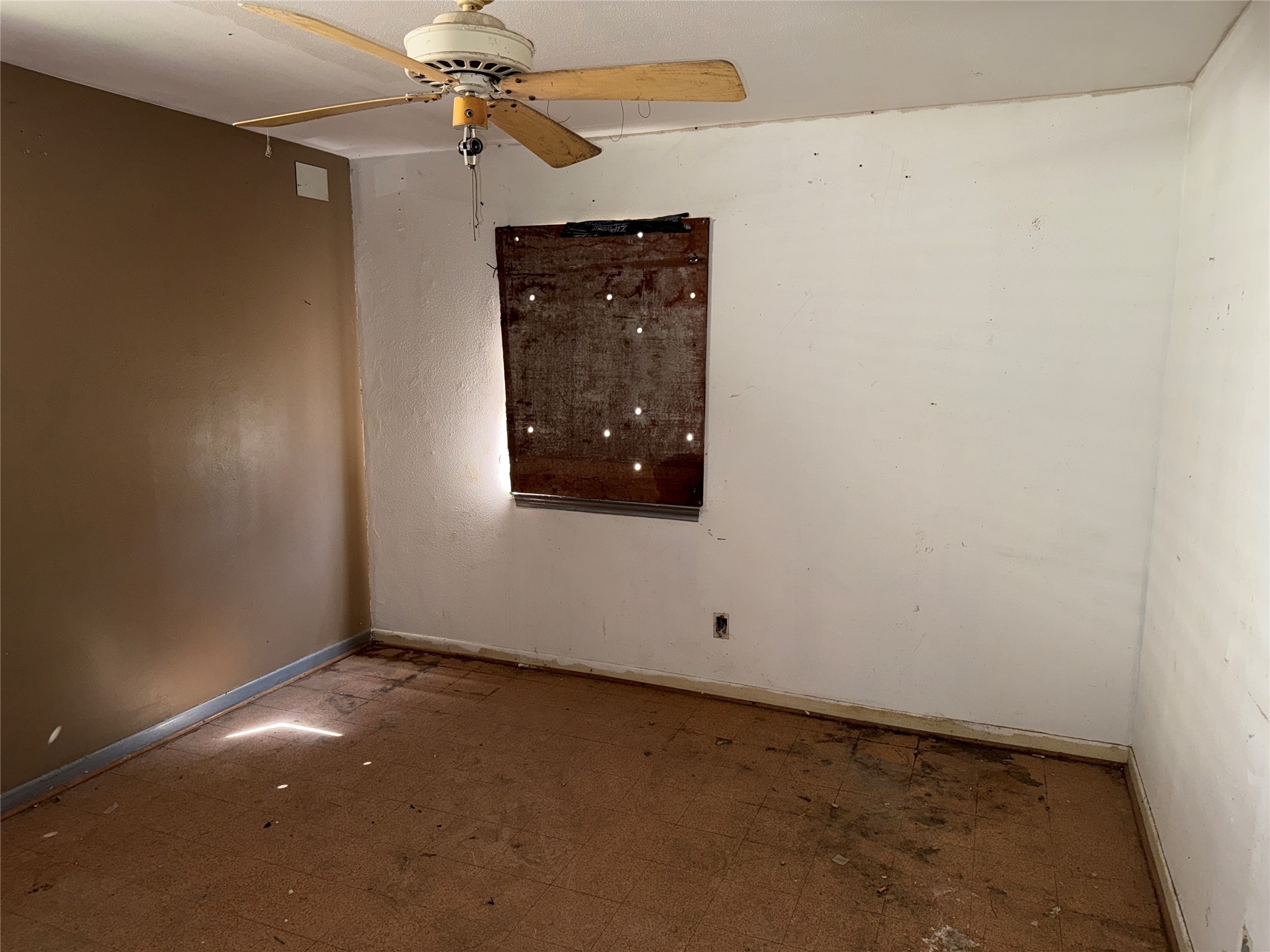 13521 Purple Sage Road