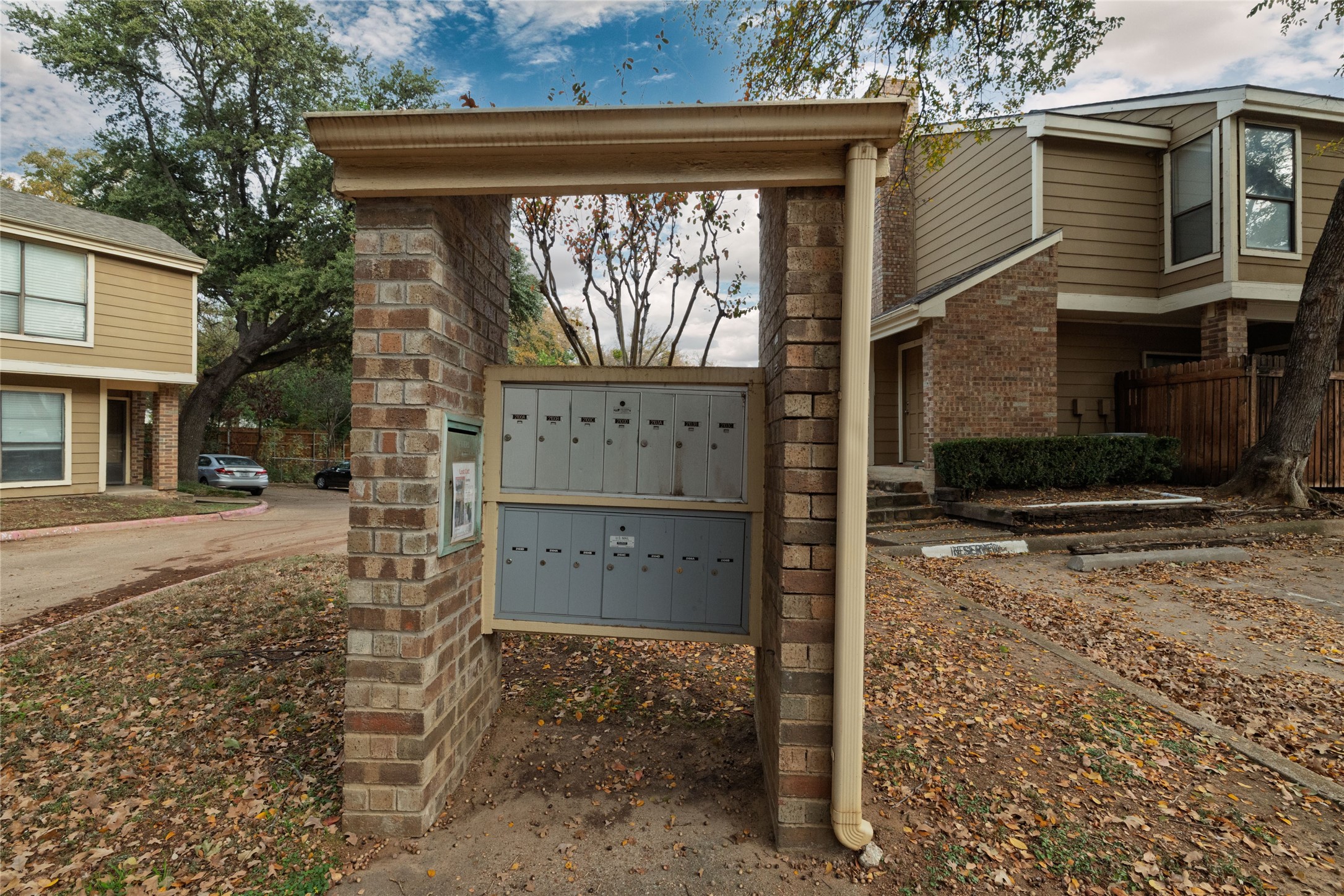 2104 Park Willow Lane A