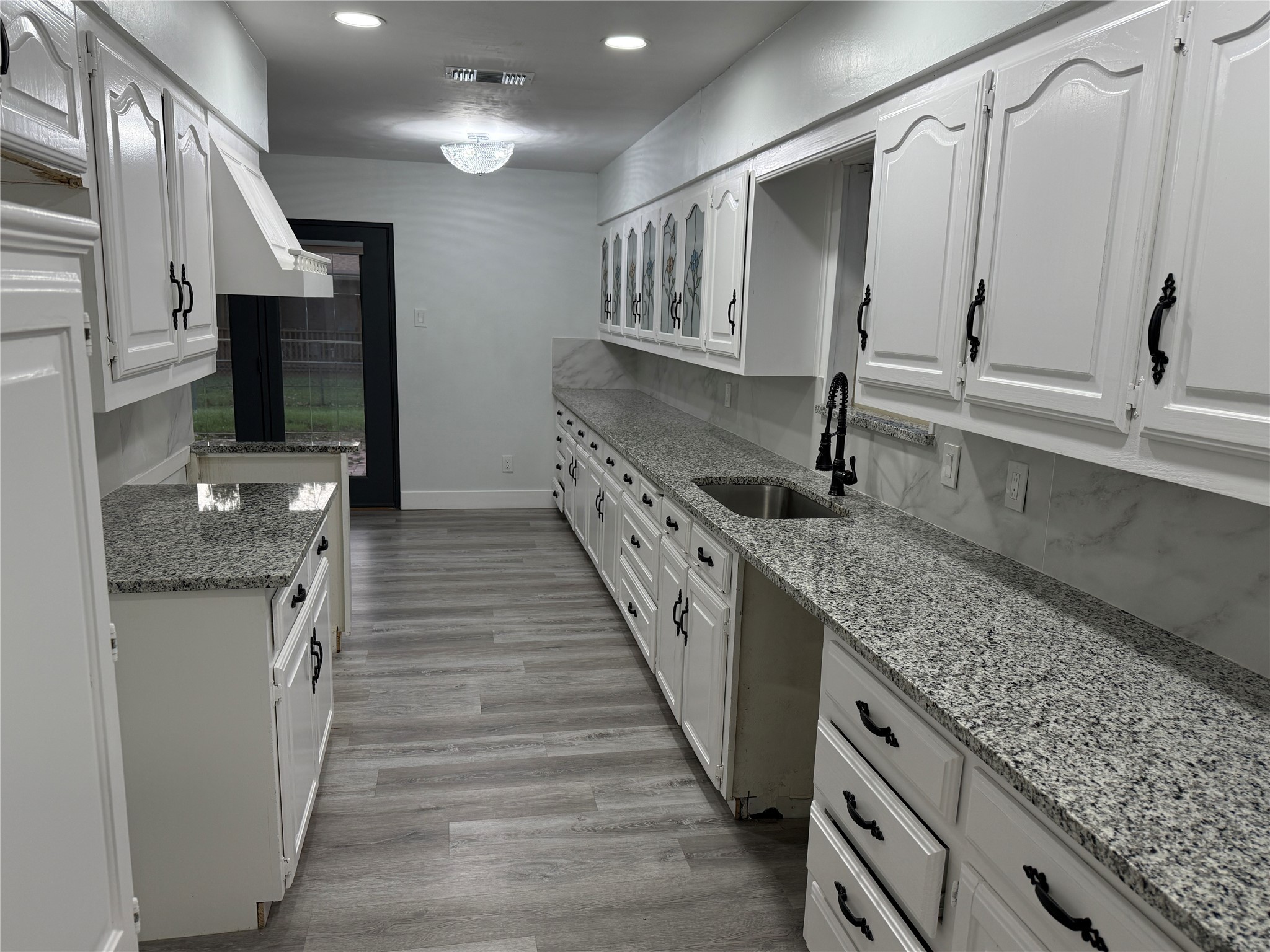 2847 W Rochelle Road