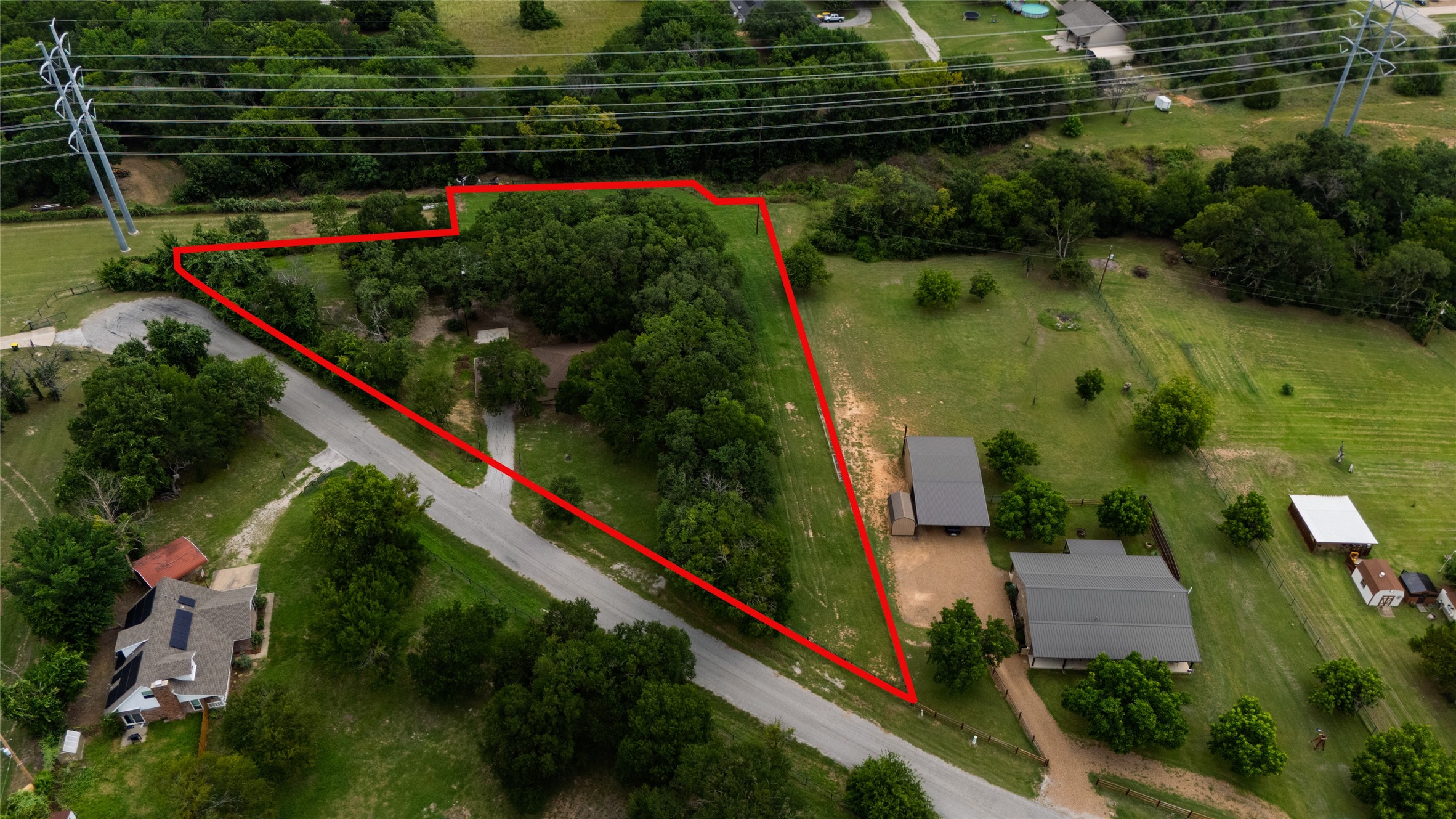 1517 Oakridge Court W