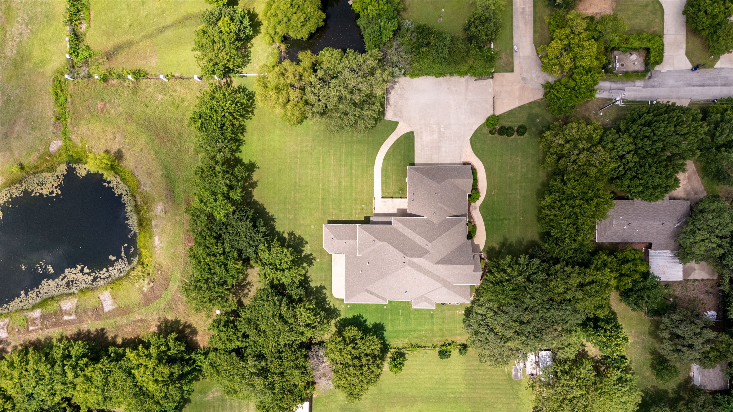 1329 Shady Lane S