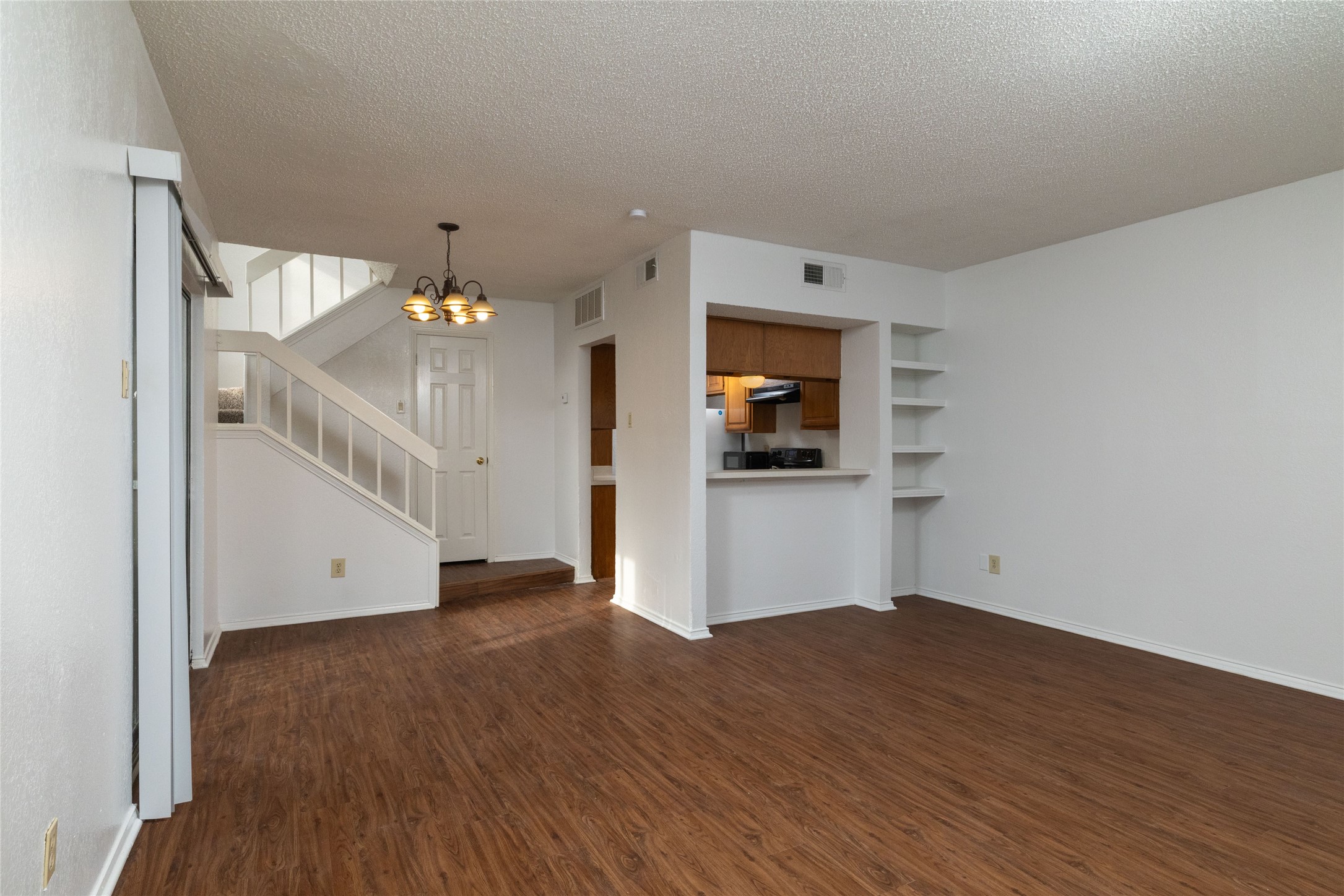2104 Park Willow Lane A
