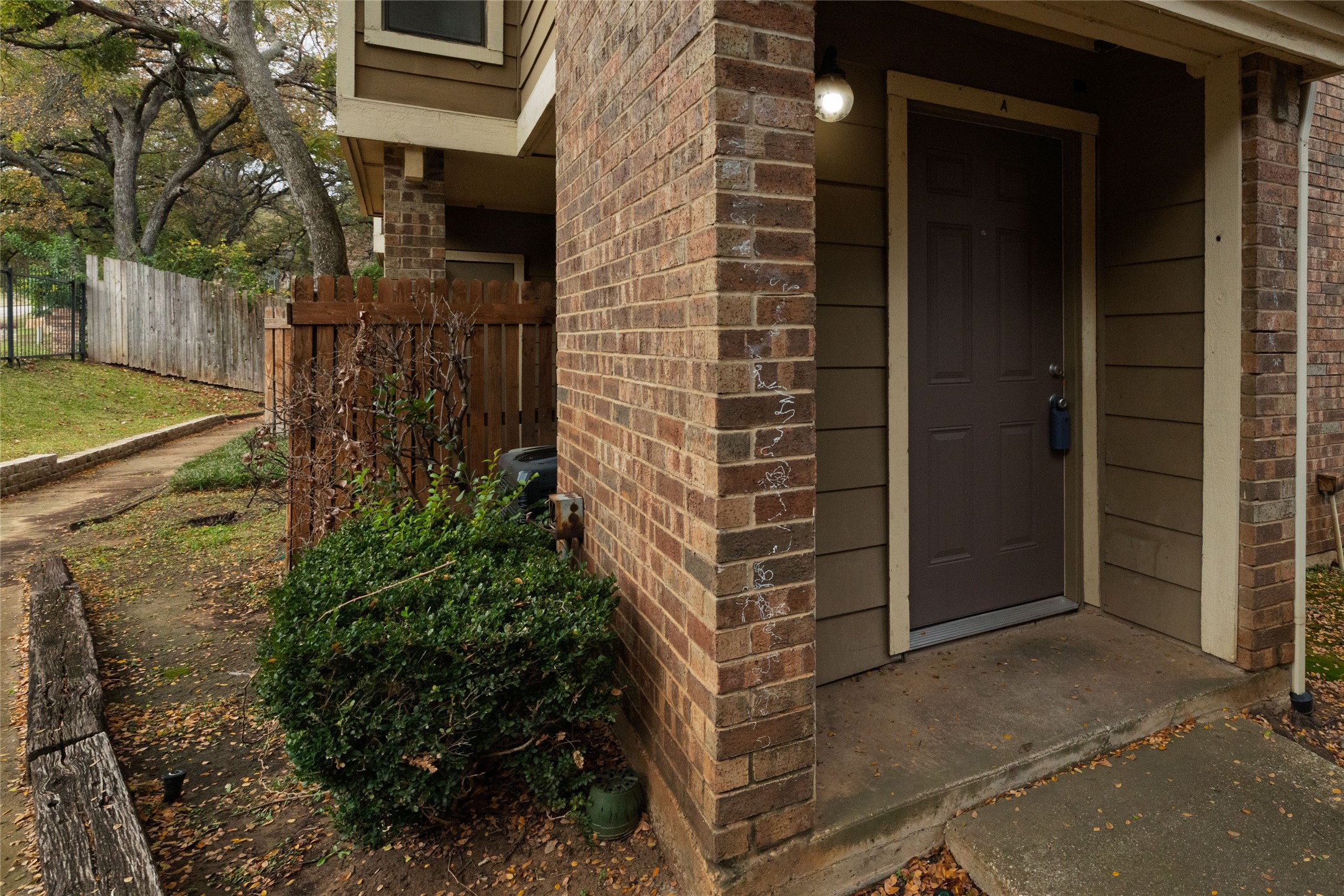2104 Park Willow Lane A