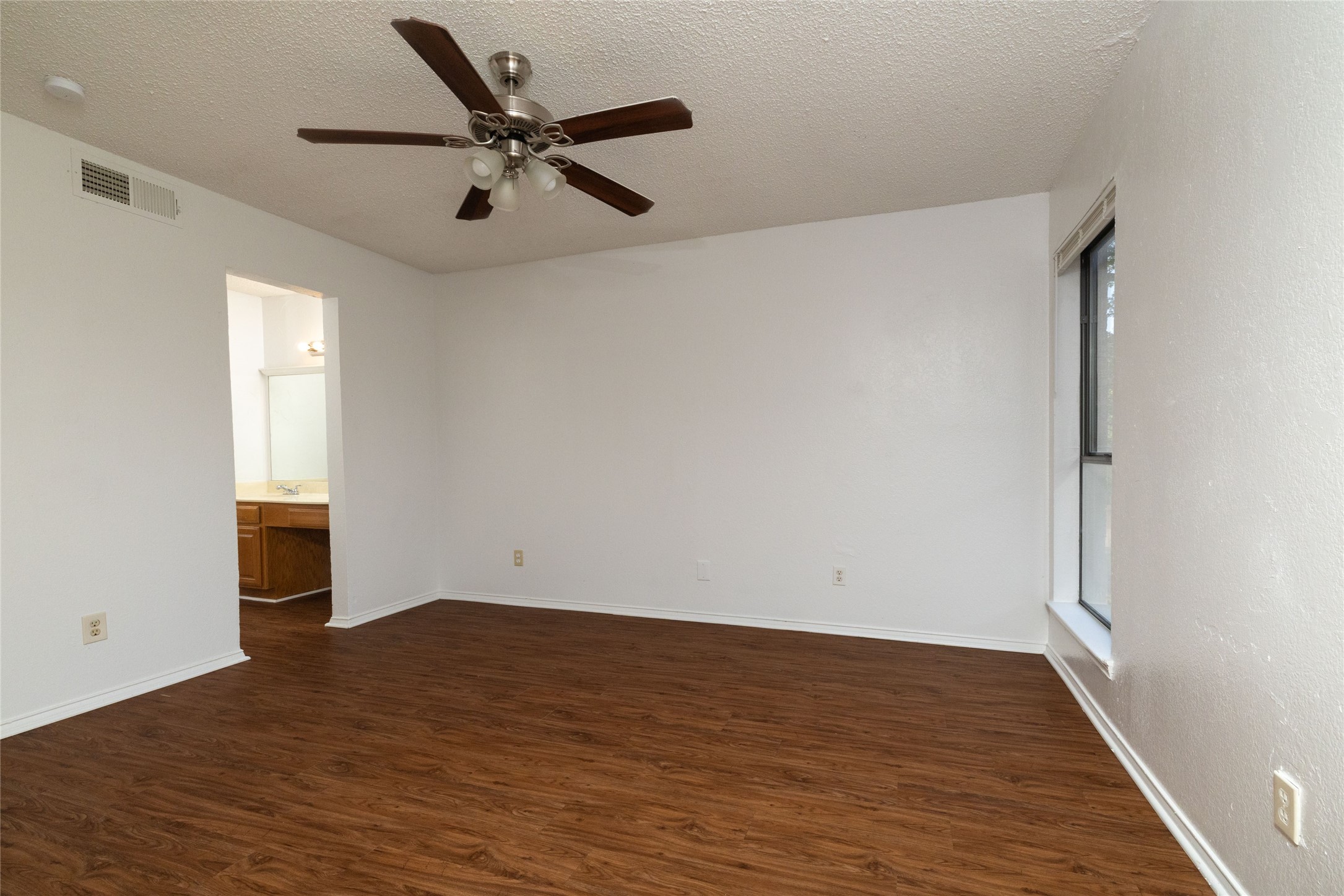2104 Park Willow Lane A