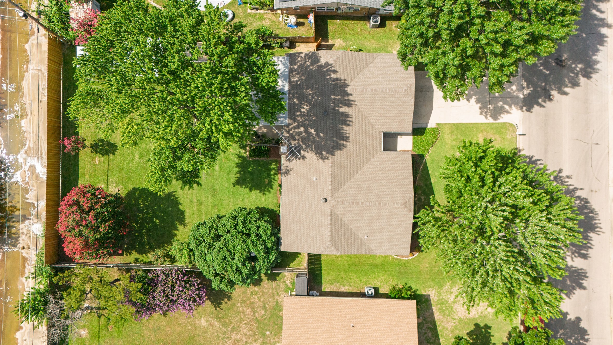 6528 Sherri Lane