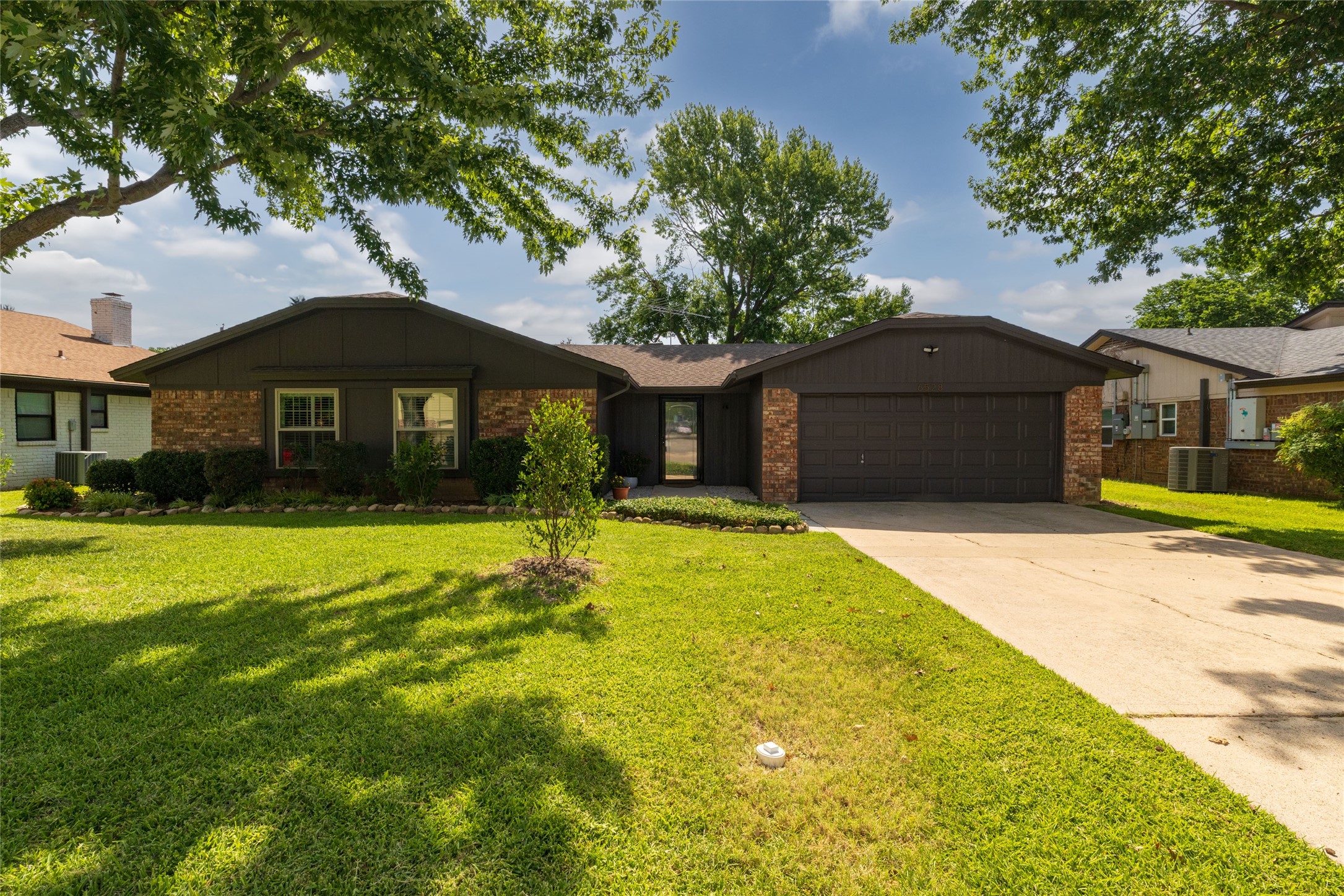 6528 Sherri Lane