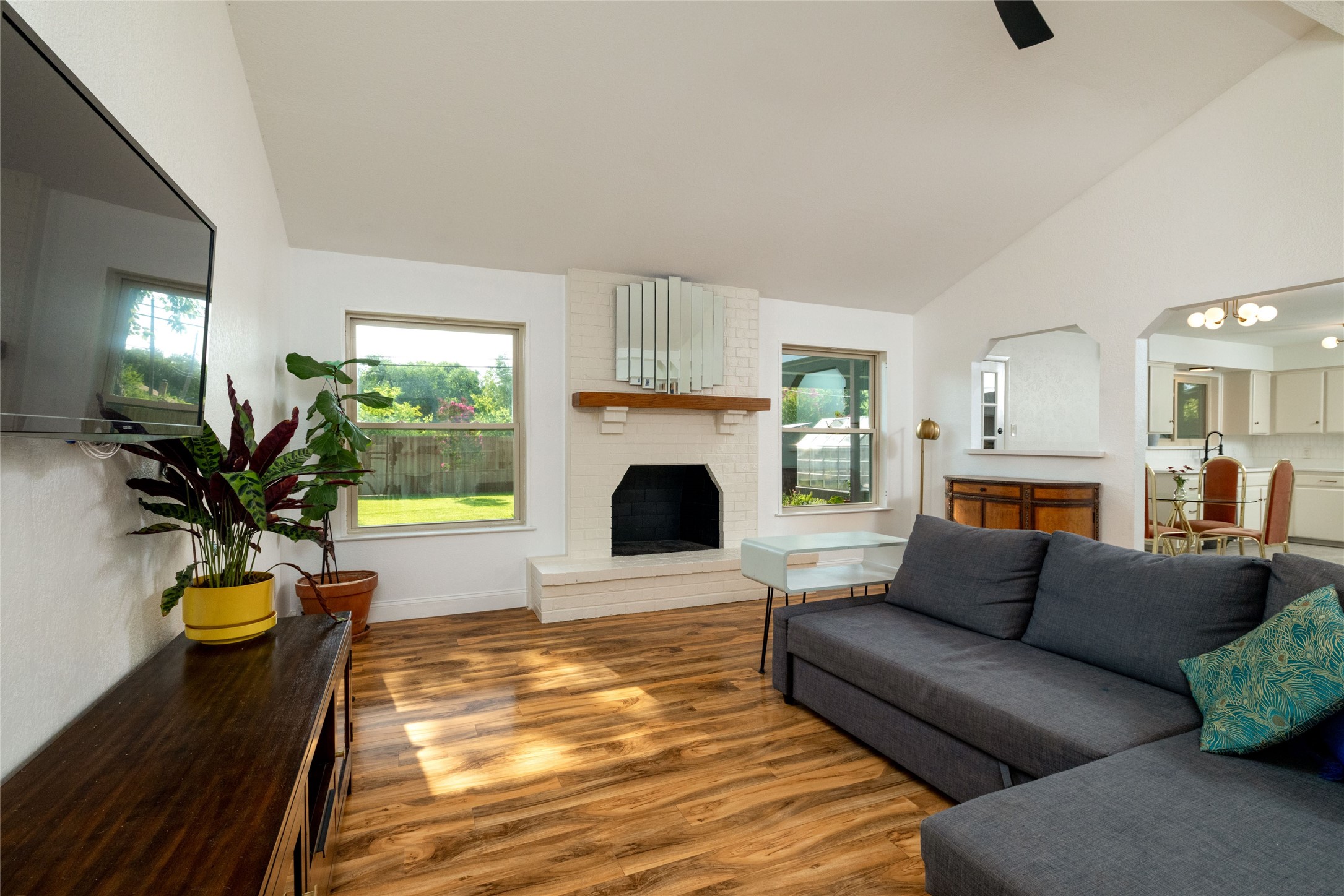 6528 Sherri Lane