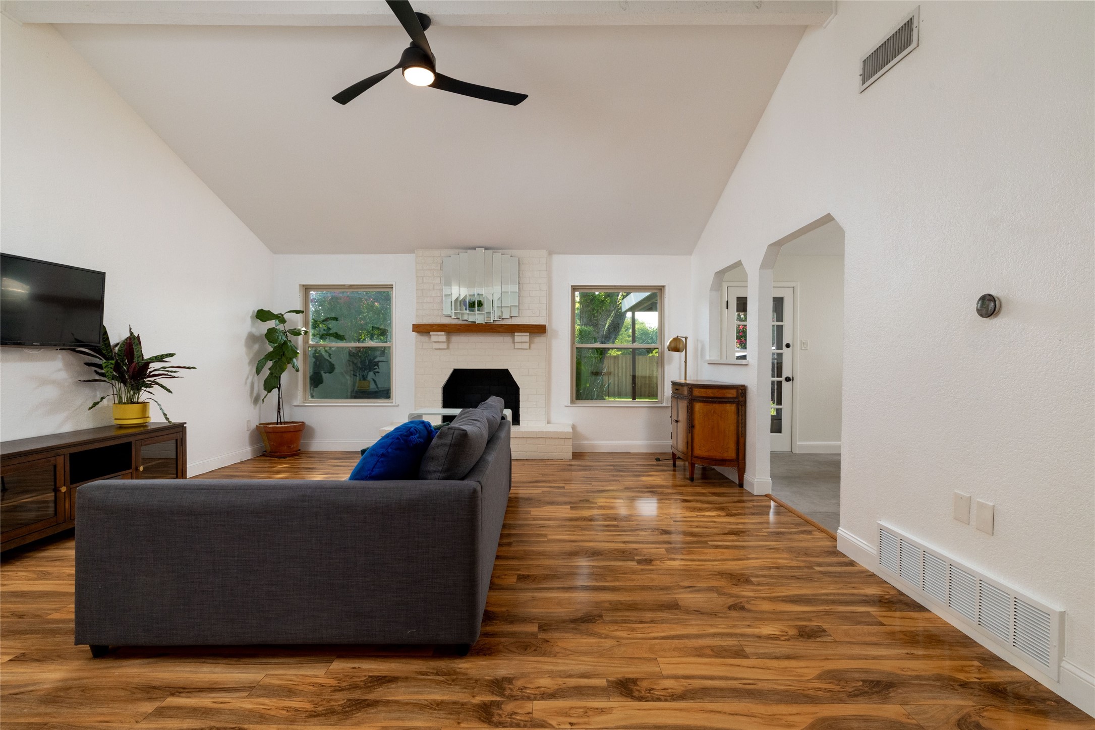 6528 Sherri Lane