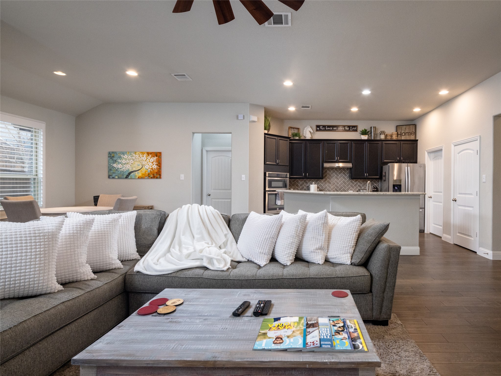 1401 Eagleton Lane