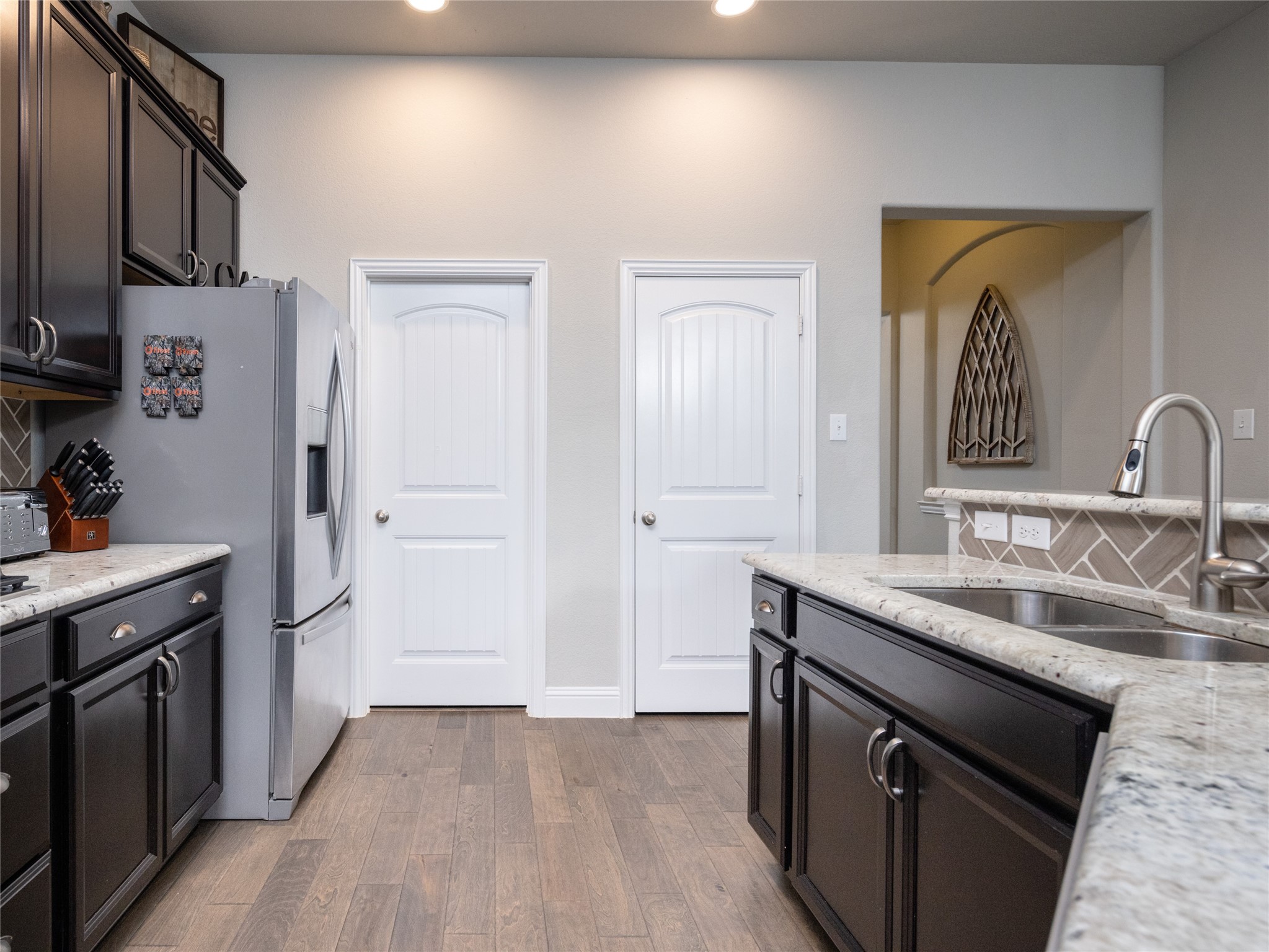 1401 Eagleton Lane