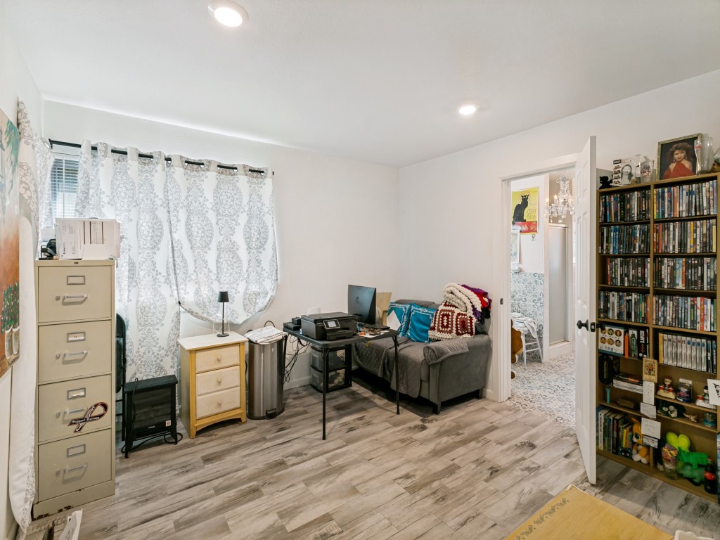 7439 Briar Road