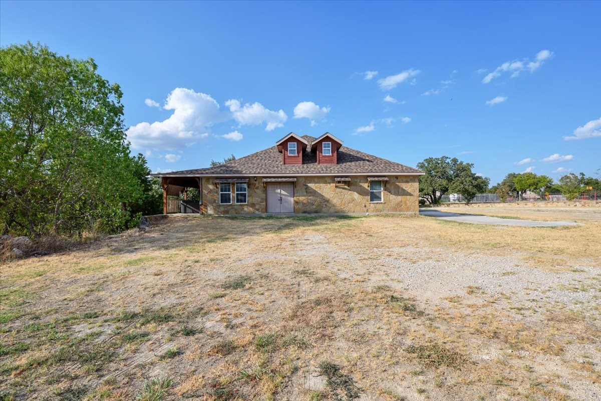 3601 Oak Circle