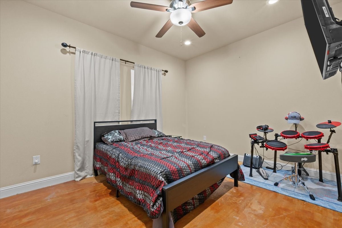 3601 Oak Circle