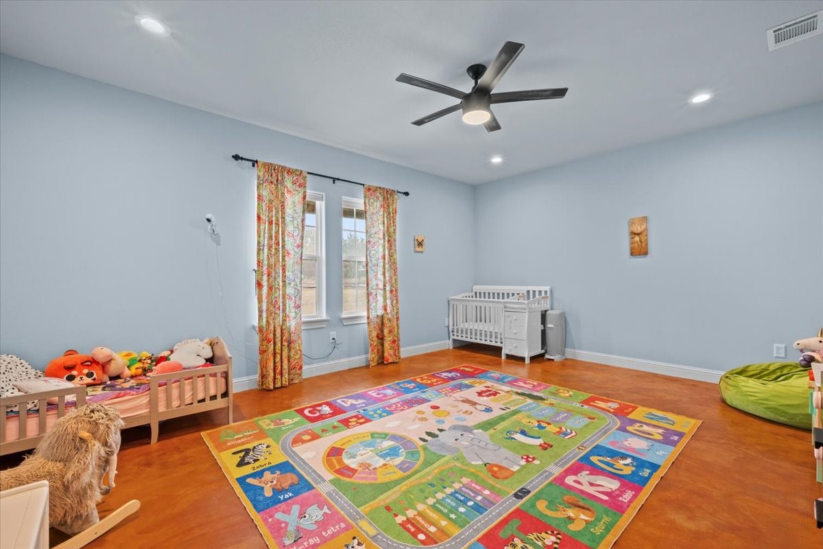 3601 Oak Circle