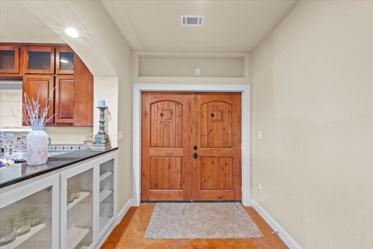 3601 Oak Circle