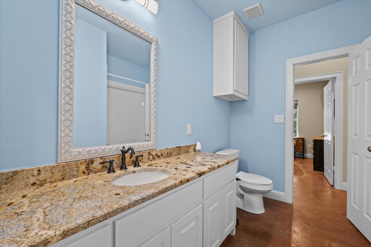 3601 Oak Circle