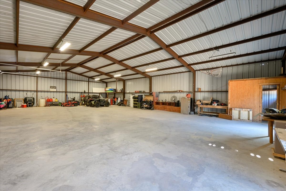 3601 Oak Circle