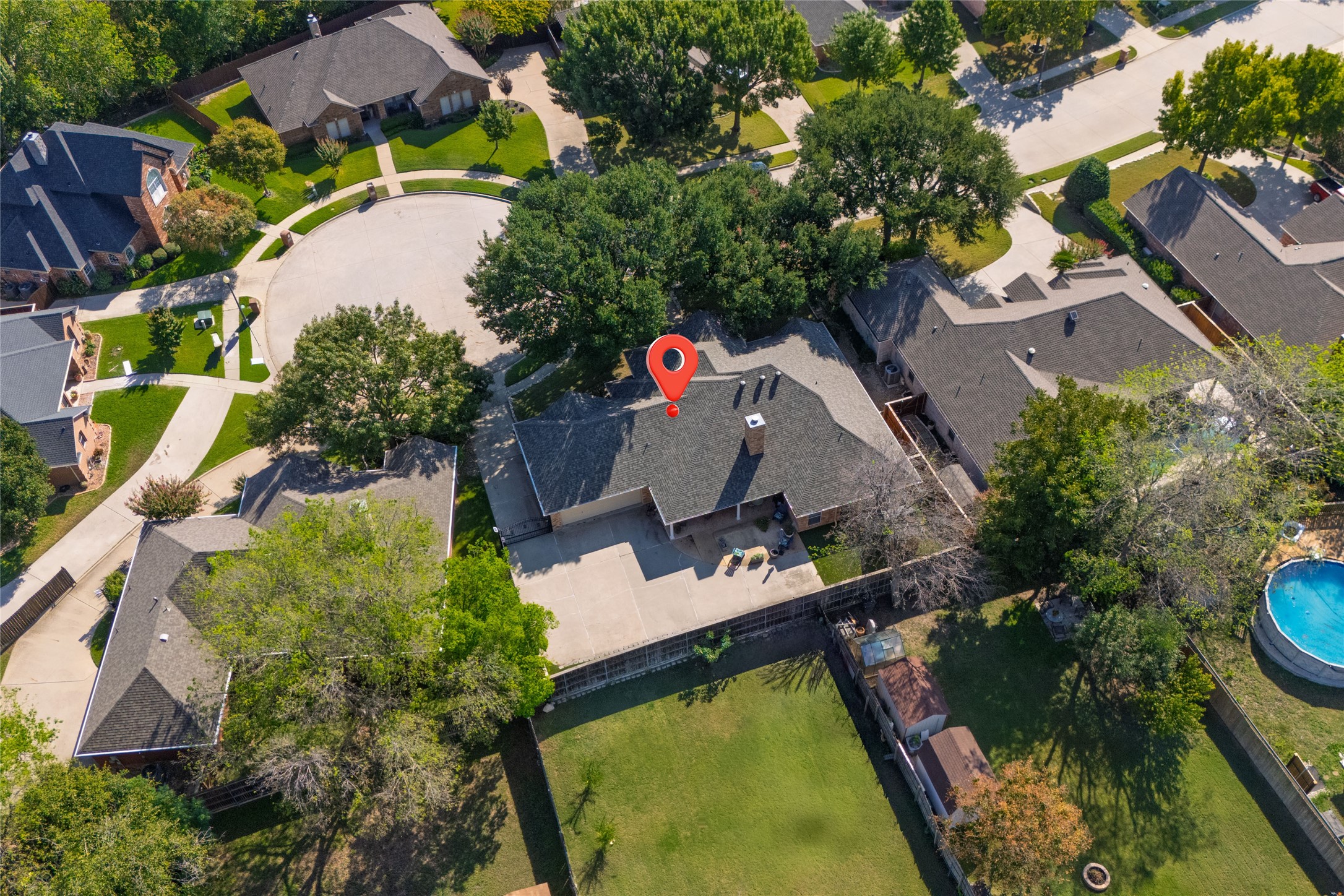 5593 Greenview Court