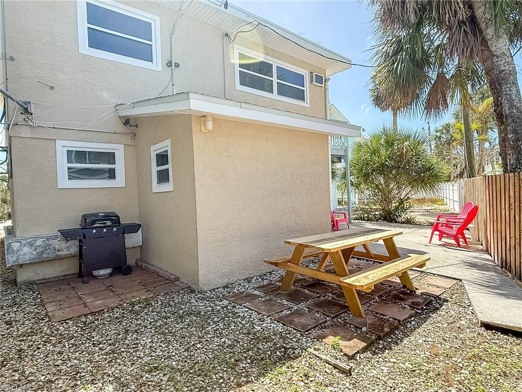 229 Fairweather LN