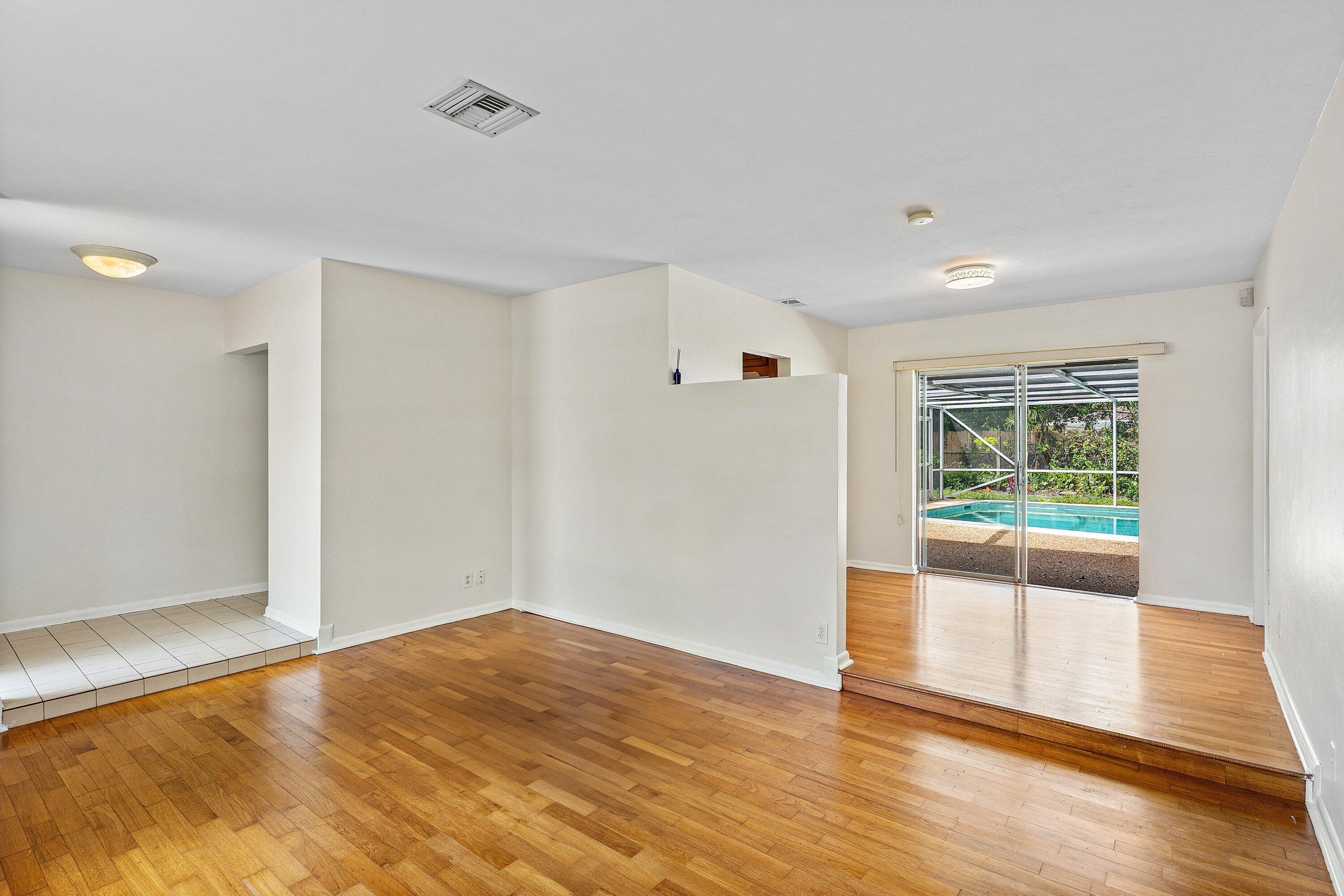 931 NW 9th Court