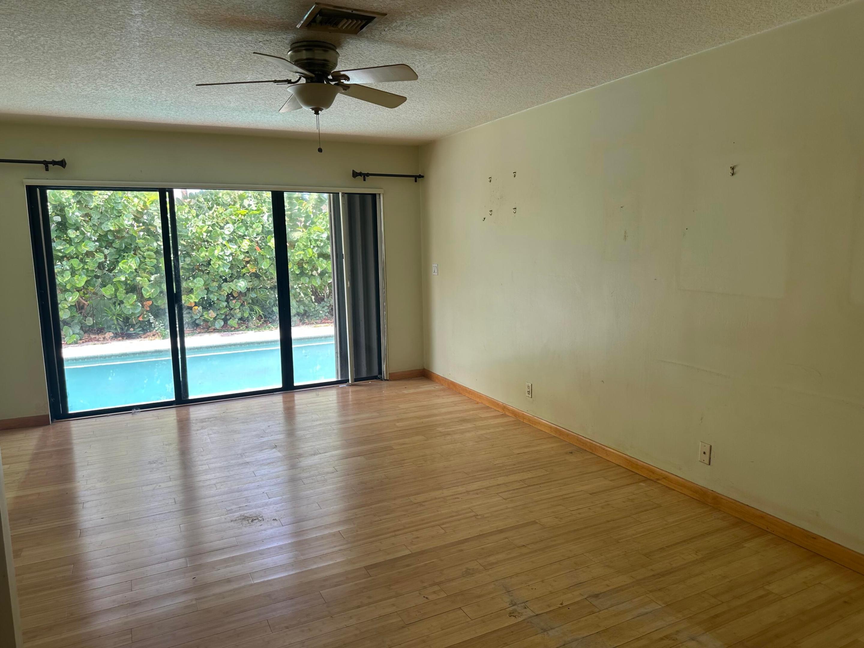 2753 NW 34th Street