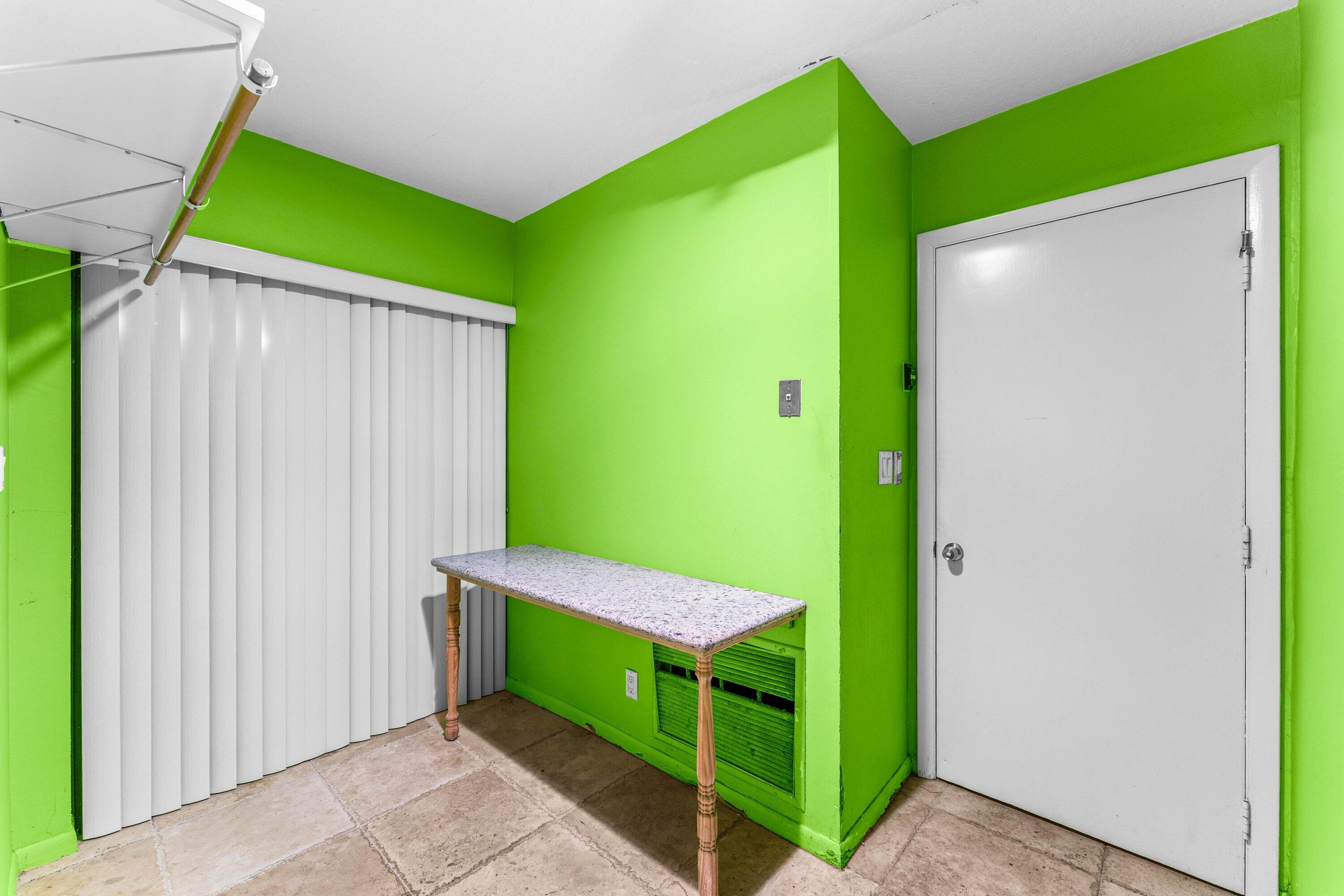 2753 NW 34th Street
