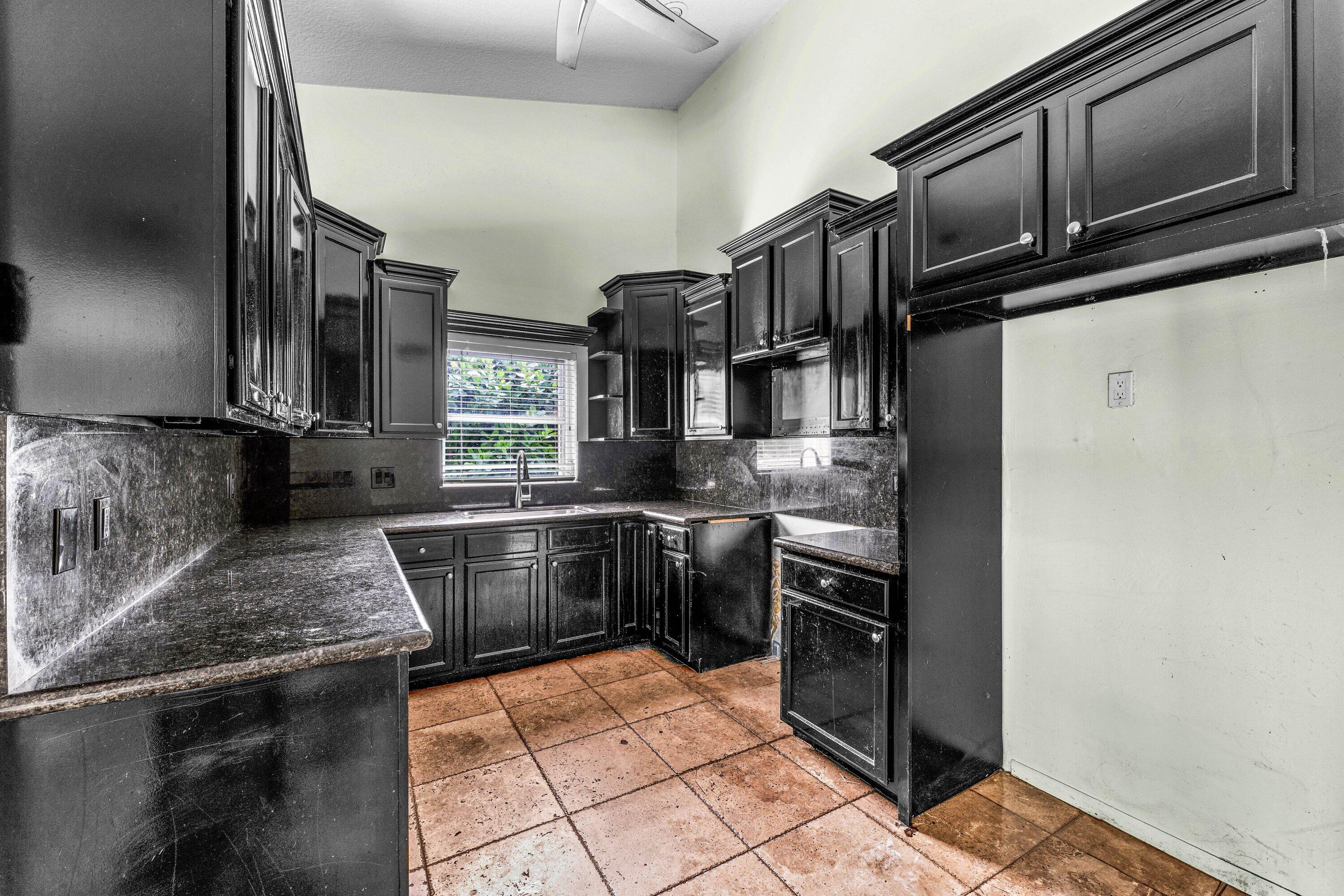 2753 NW 34th Street