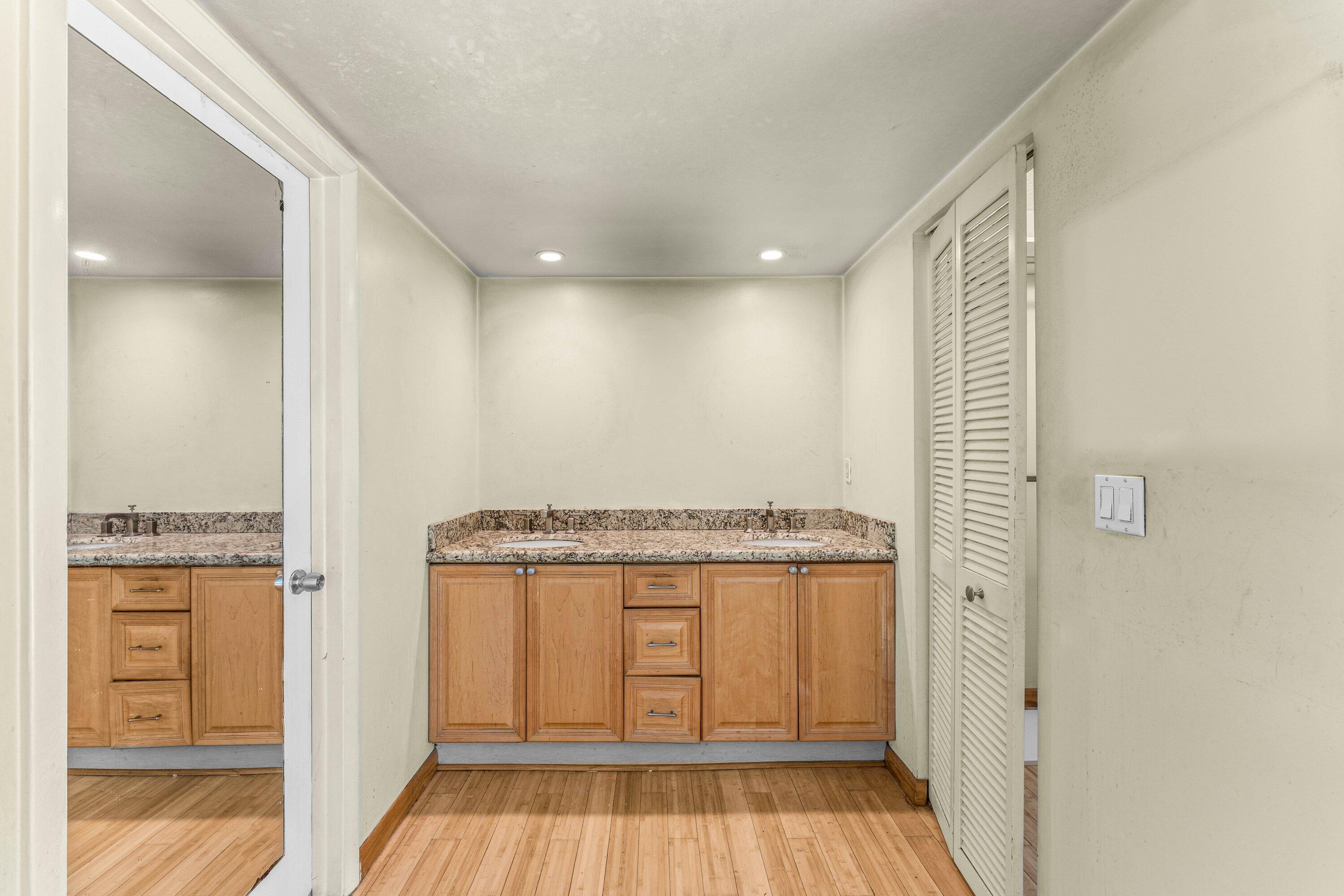 2753 NW 34th Street